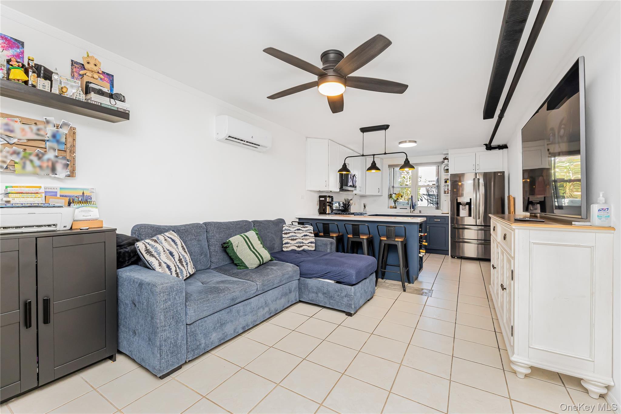 Single Family Calhoun Avenue  Bronx, NY 10465, MLS-1030465-14