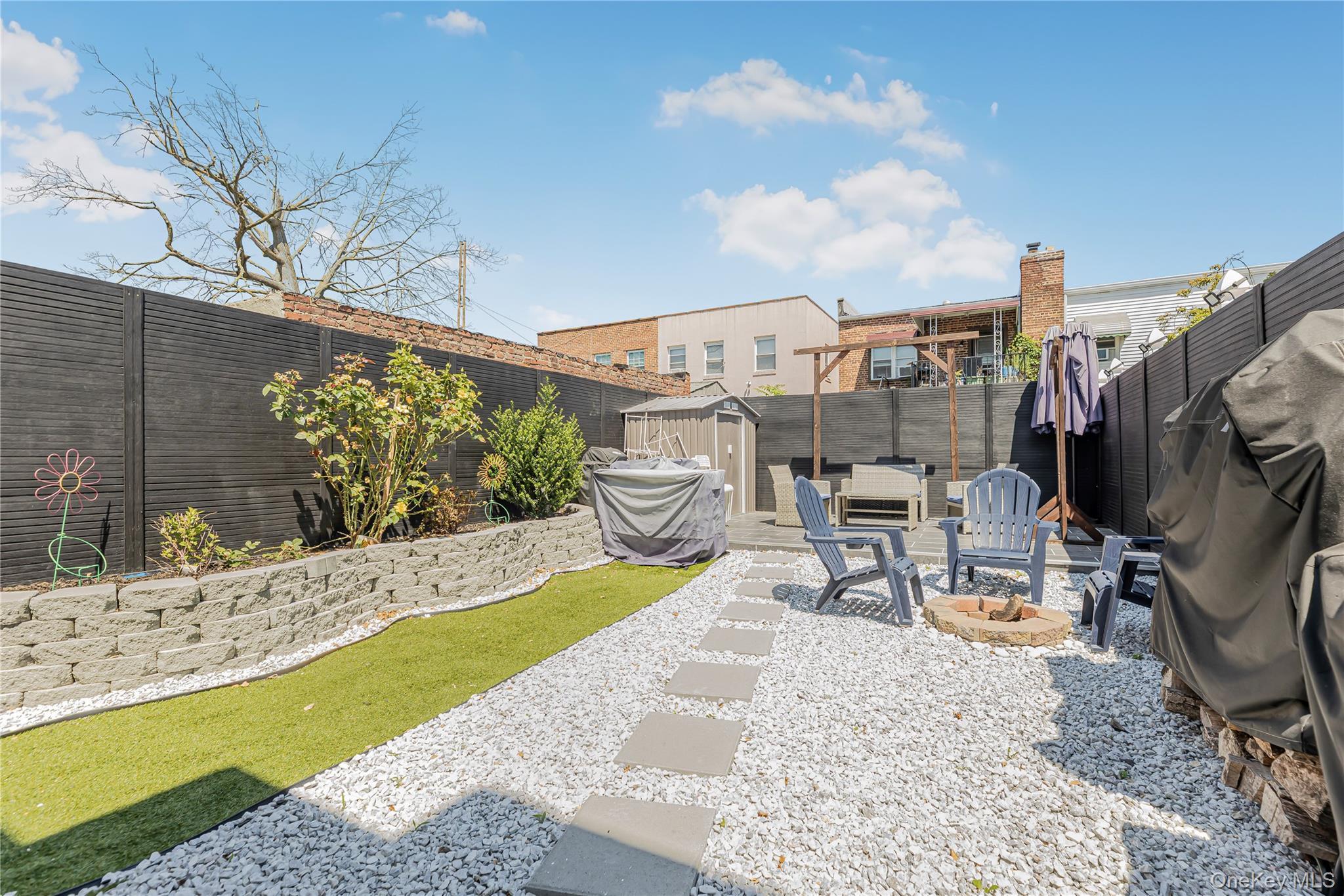 Single Family Calhoun Avenue  Bronx, NY 10465, MLS-1030465-2