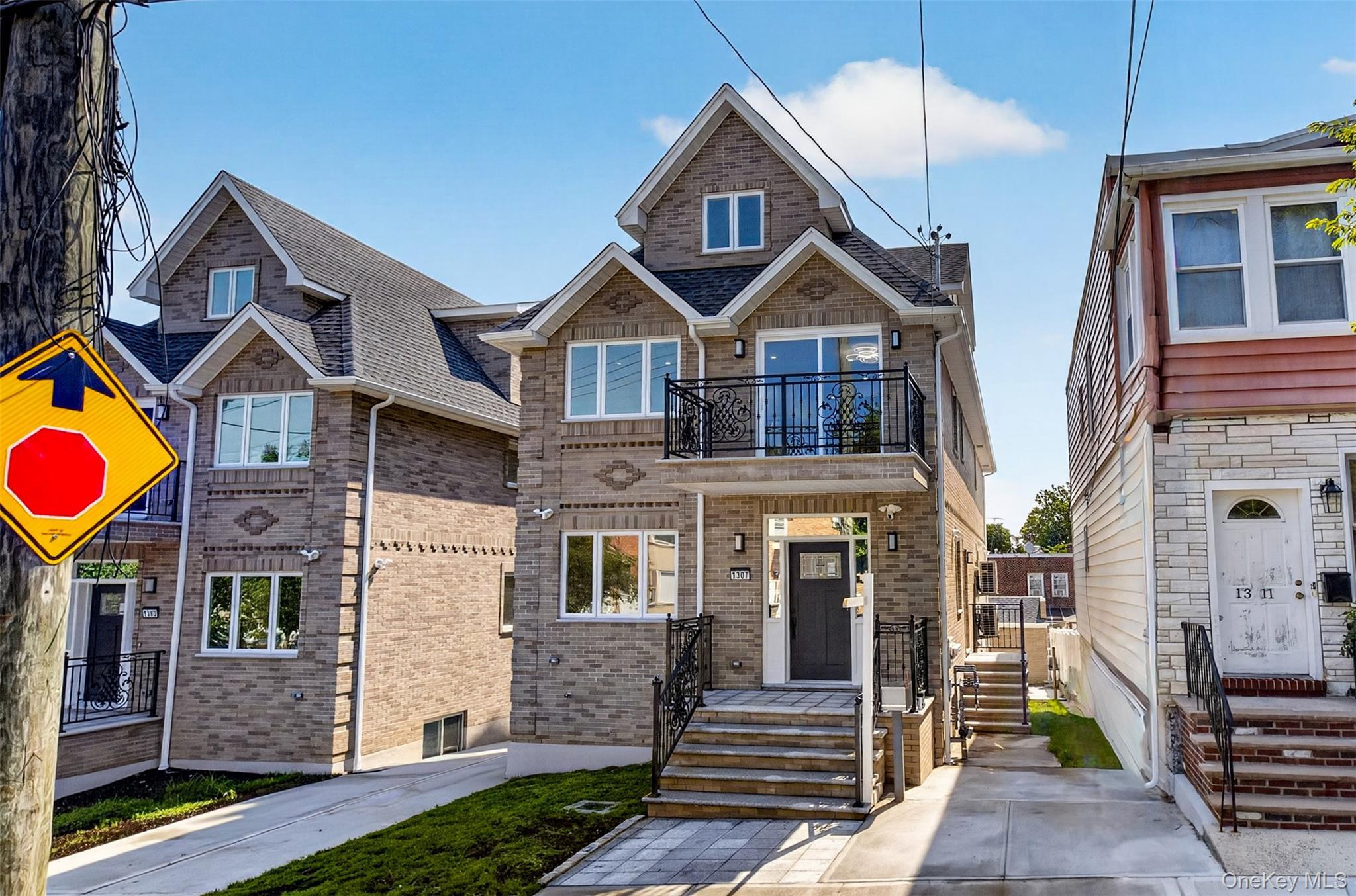 Single Family 125th Street  Queens, NY 11356, MLS-1030468-2