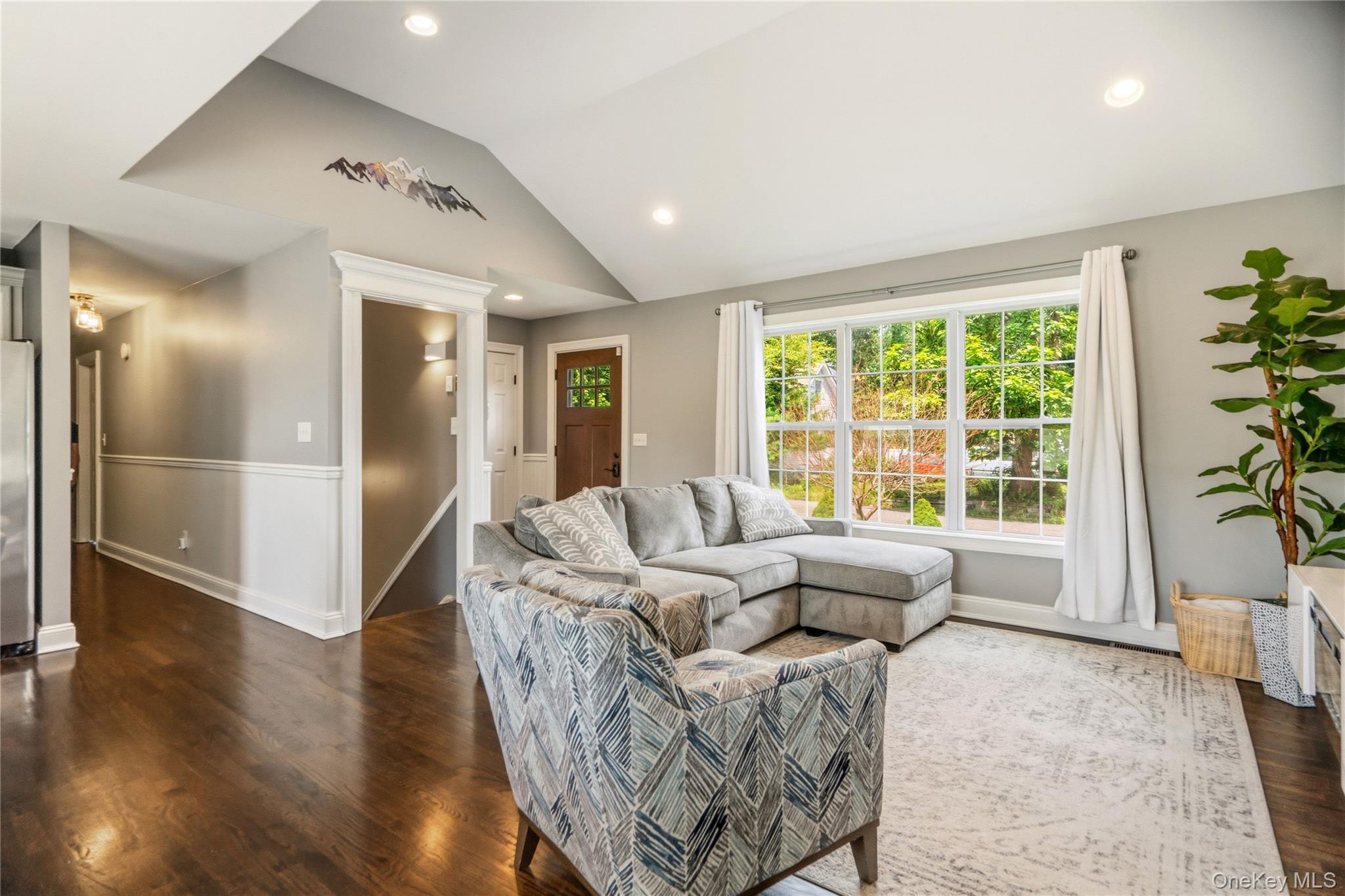 Single Family Richmond Boulevard Suffolk County, NY 11779, MLS-1030469-6