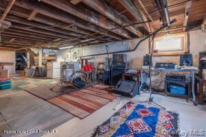 Single Family Pine Grove Avenue  Ulster County, NY 12401, MLS-1030492-38