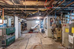 Single Family Pine Grove Avenue  Ulster County, NY 12401, MLS-1030492-39