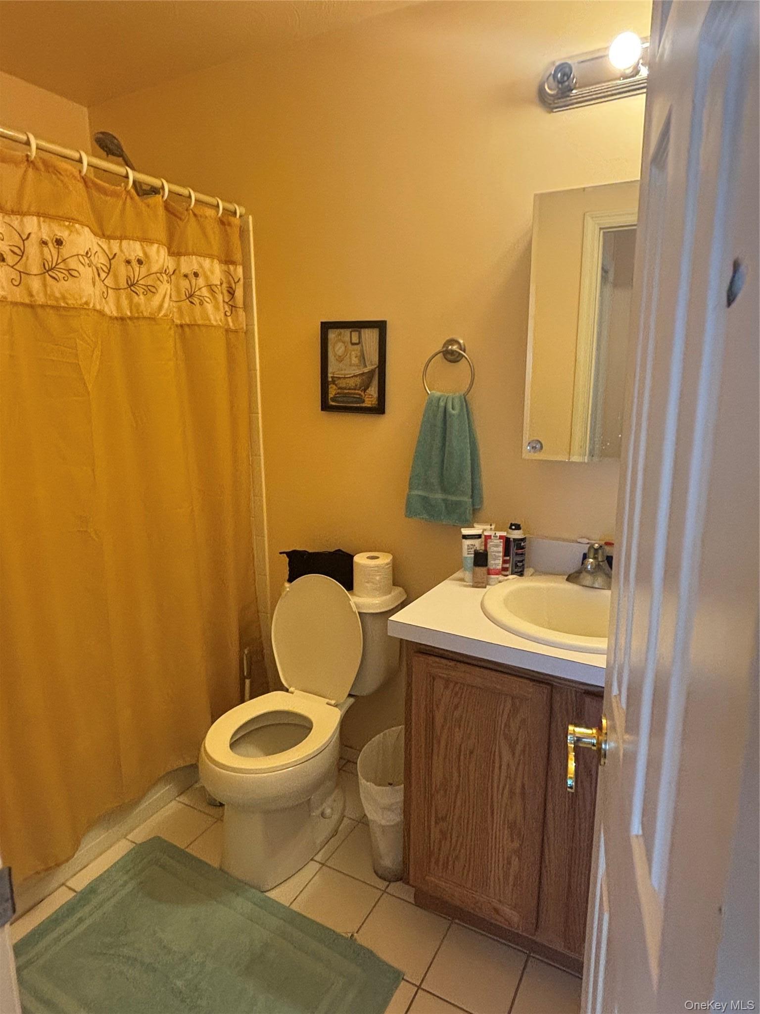 Single Family Commodore Circle W  Queens, NY 11692, MLS-1030502-24