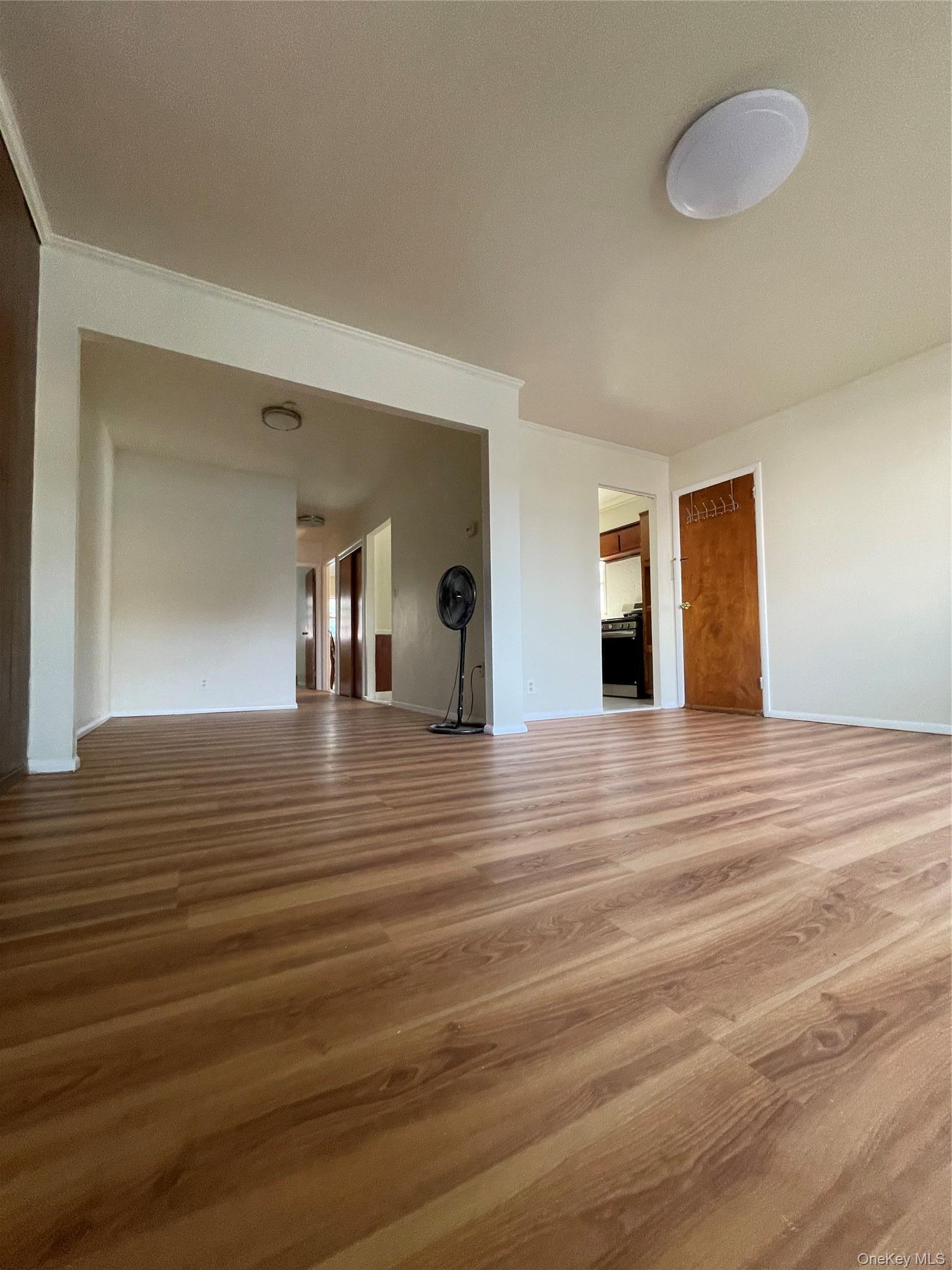 Apartment 76th Avenue  Queens, NY 11366, MLS-1030506-10