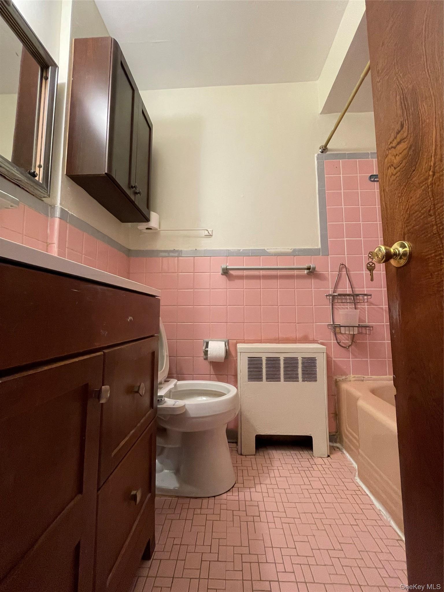 Apartment 76th Avenue  Queens, NY 11366, MLS-1030506-9