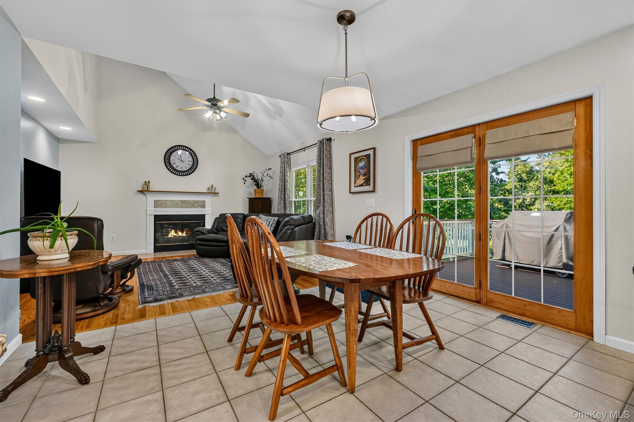 Single Family Meadowbrook Court Putnam County, NY 12563, MLS-1030520-12