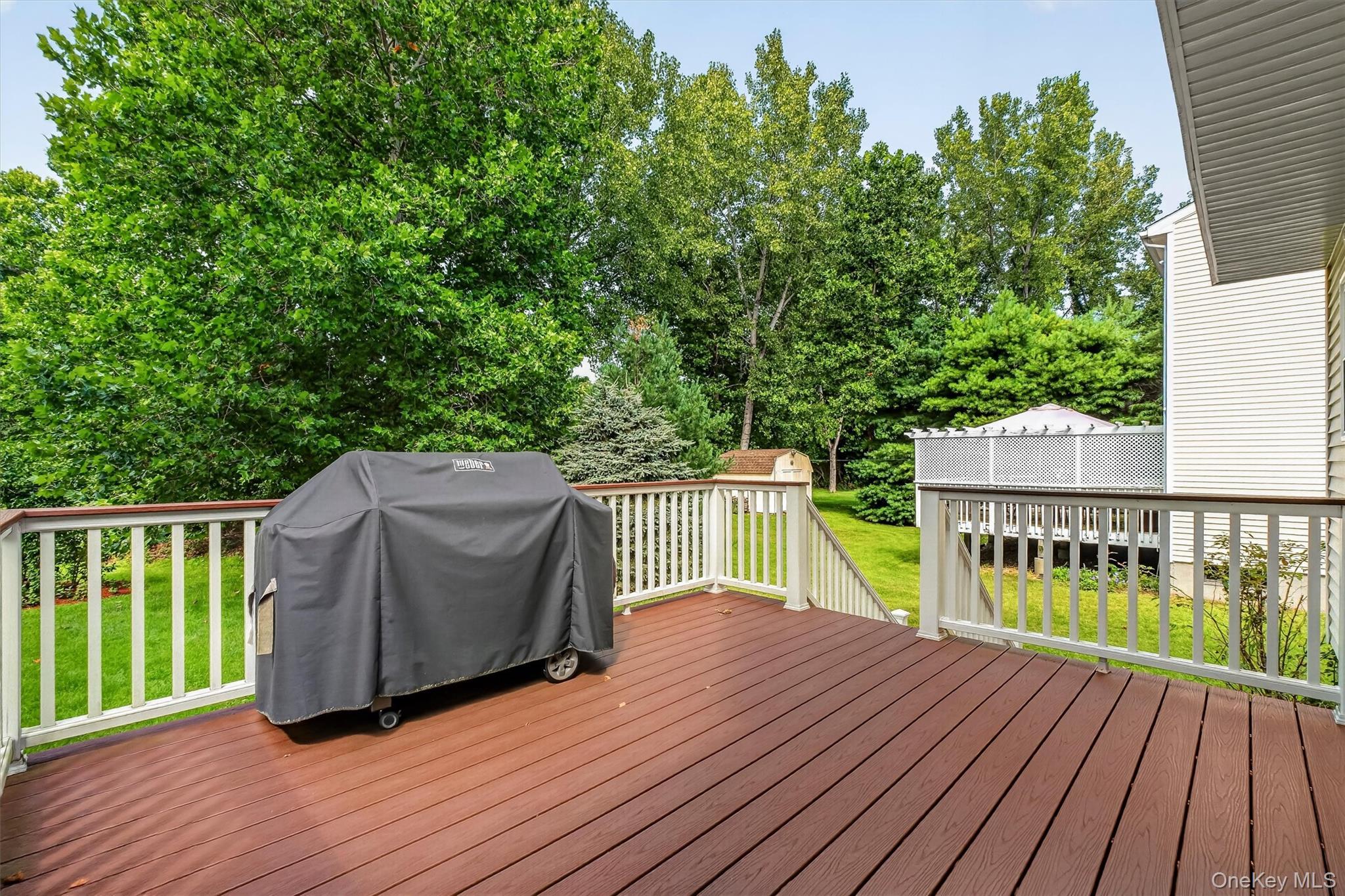 Single Family Meadowbrook Court Putnam County, NY 12563, MLS-1030520-38