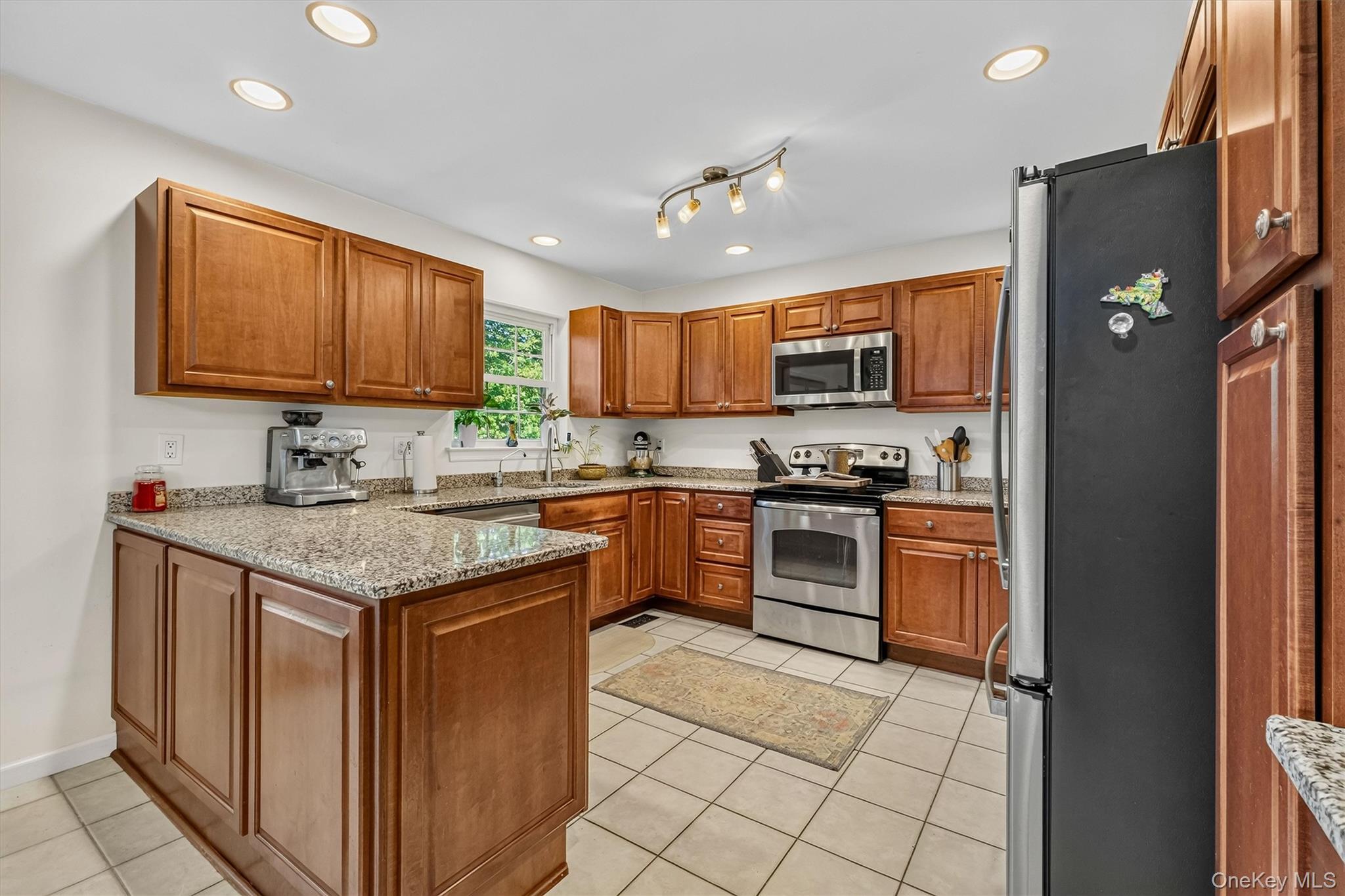 Single Family Meadowbrook Court Putnam County, NY 12563, MLS-1030520-7