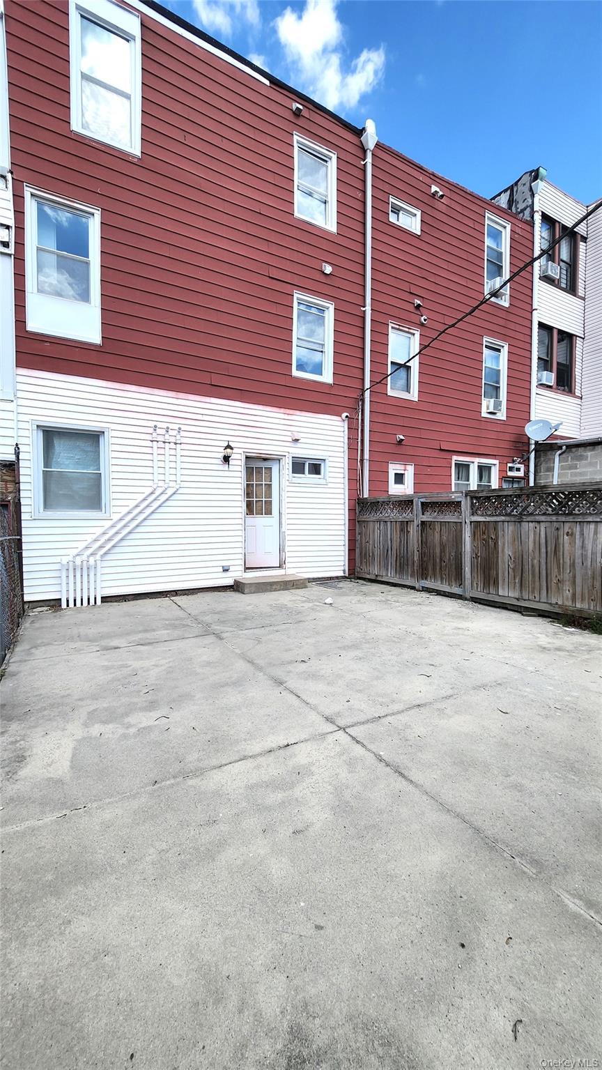 Single Family Herriot Street Westchester County, NY 10701, MLS-1030522-15