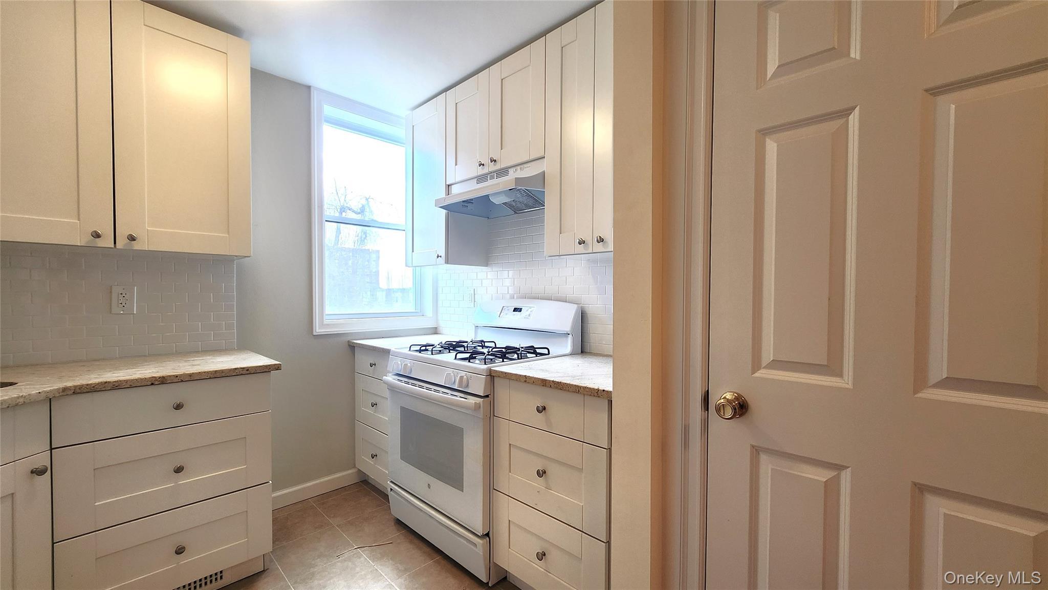 Single Family Herriot Street Westchester County, NY 10701, MLS-1030522-19
