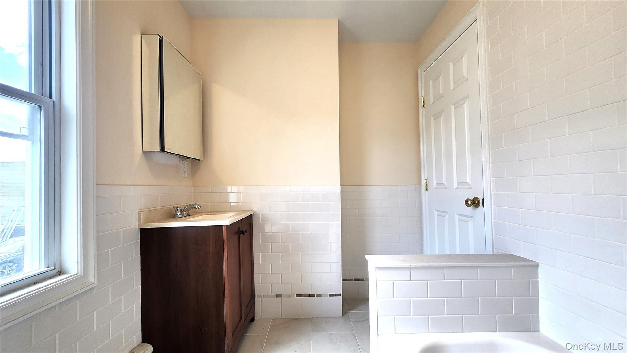 Single Family Herriot Street Westchester County, NY 10701, MLS-1030522-30