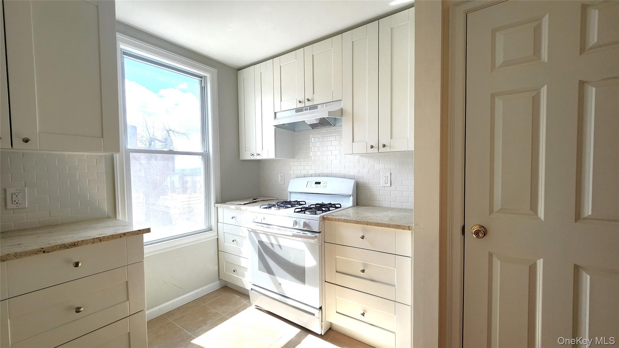 Single Family Herriot Street Westchester County, NY 10701, MLS-1030522-34