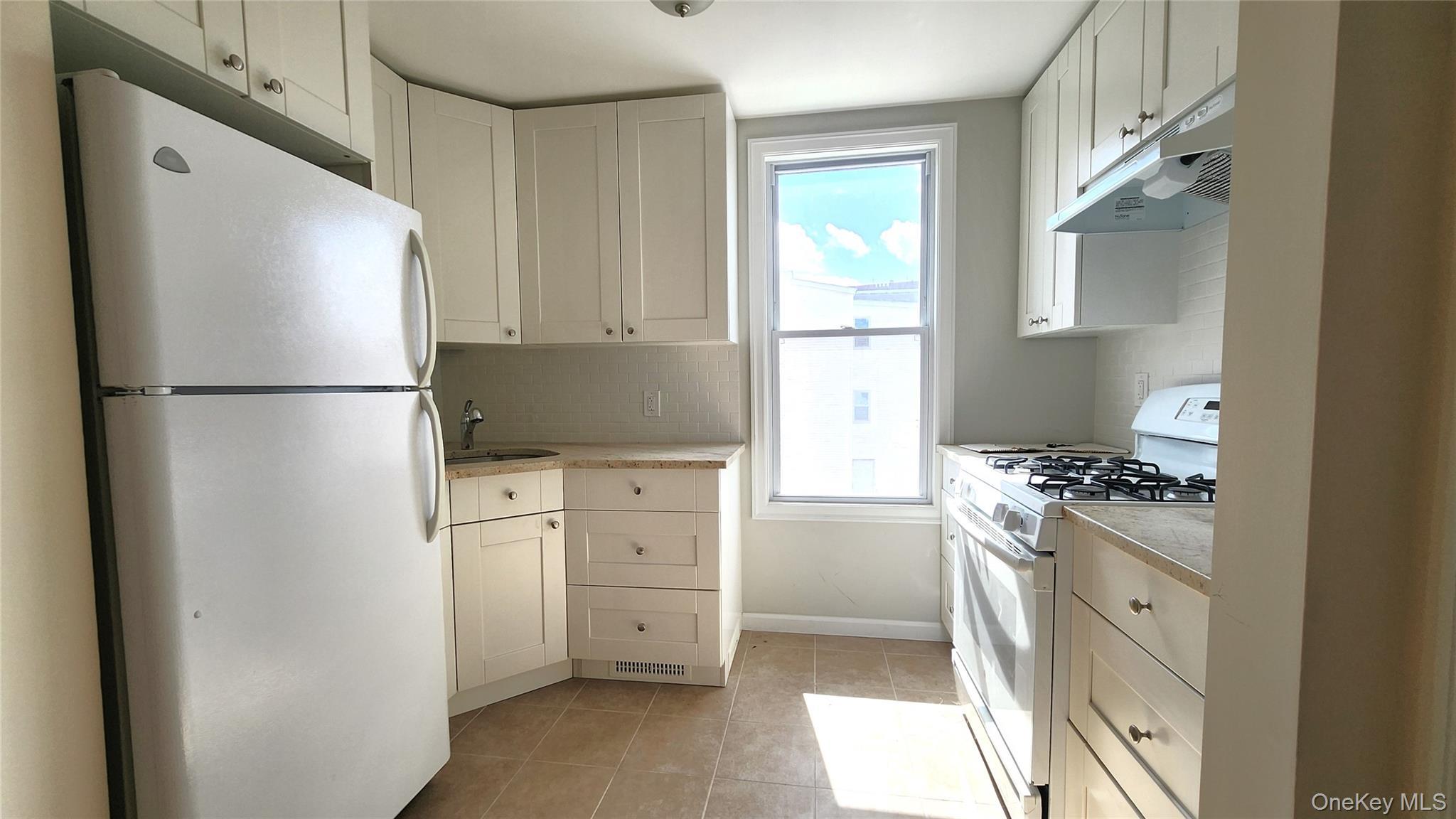 Single Family Herriot Street Westchester County, NY 10701, MLS-1030522-36