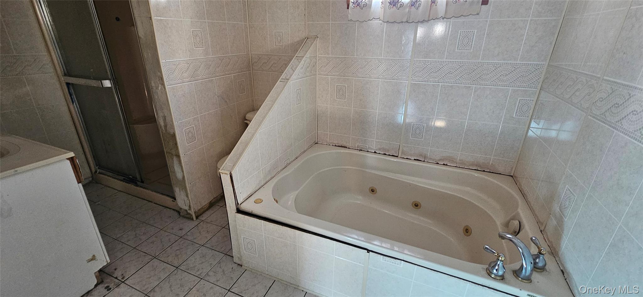 Single Family Hansen Street Suffolk County, NY 11706, MLS-1030527-9