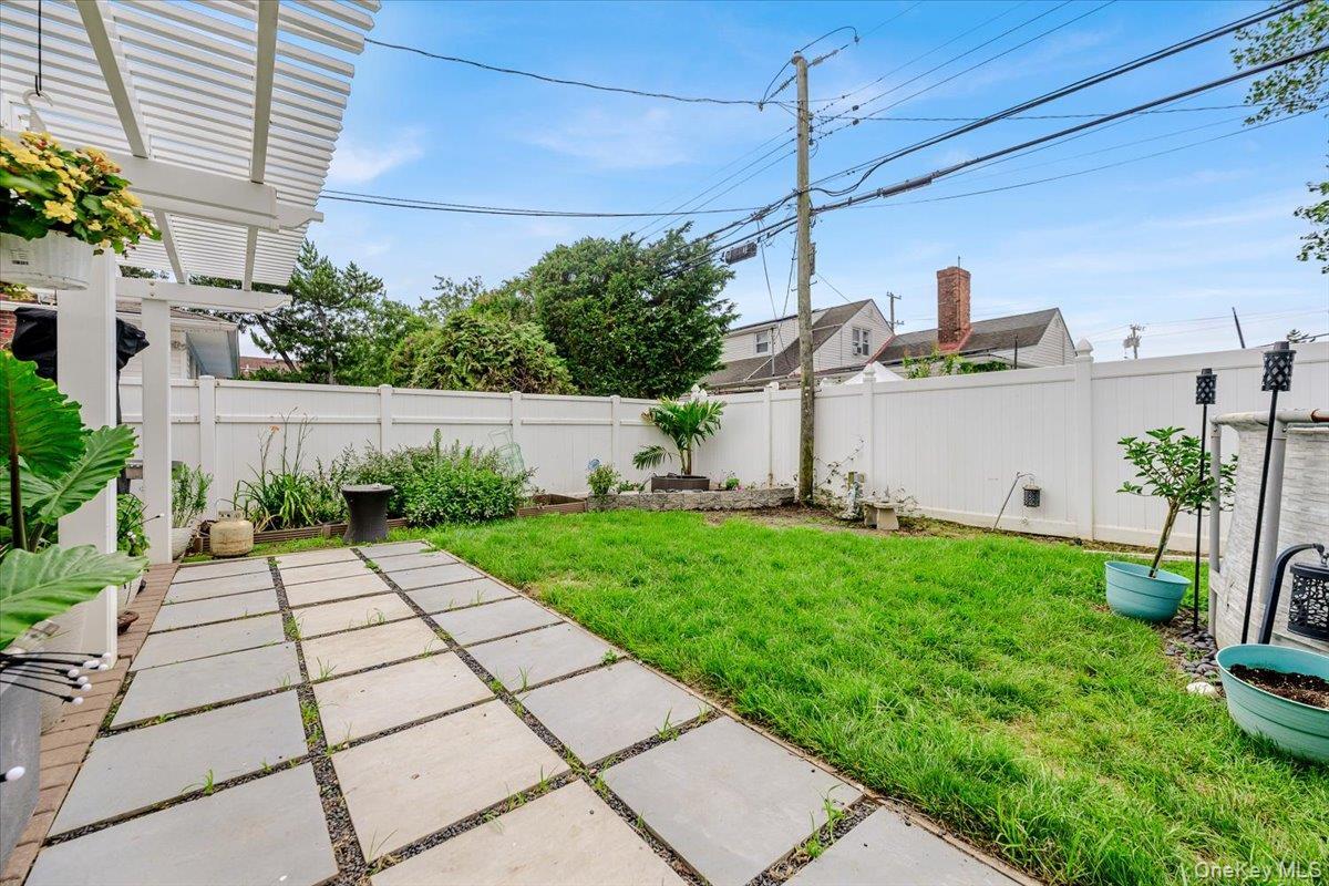 Single Family Park Street  Nassau County, NY 11509, MLS-1030530-30