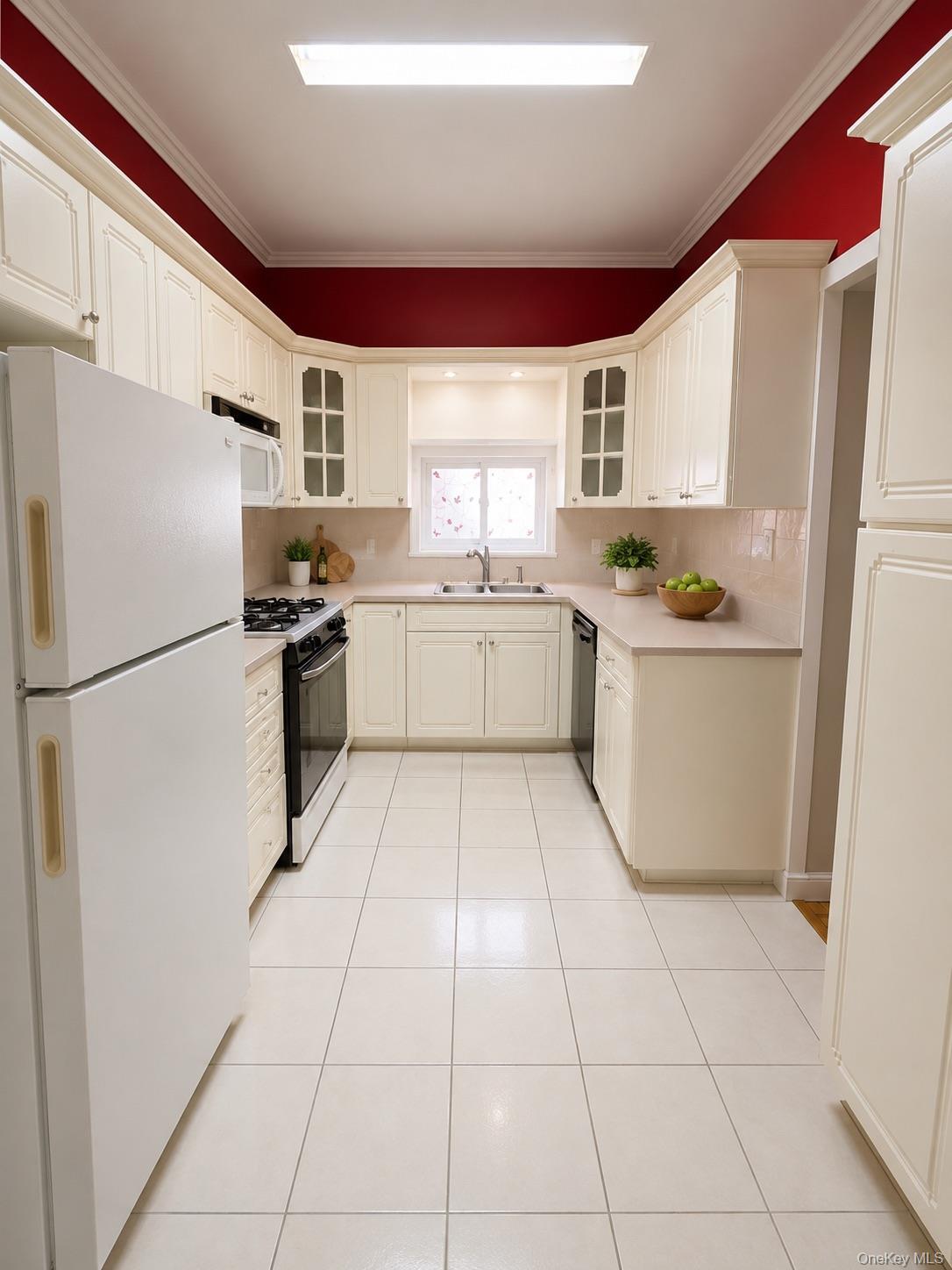 Single Family Liberty Avenue Queens, NY 11417, MLS-1030533-9