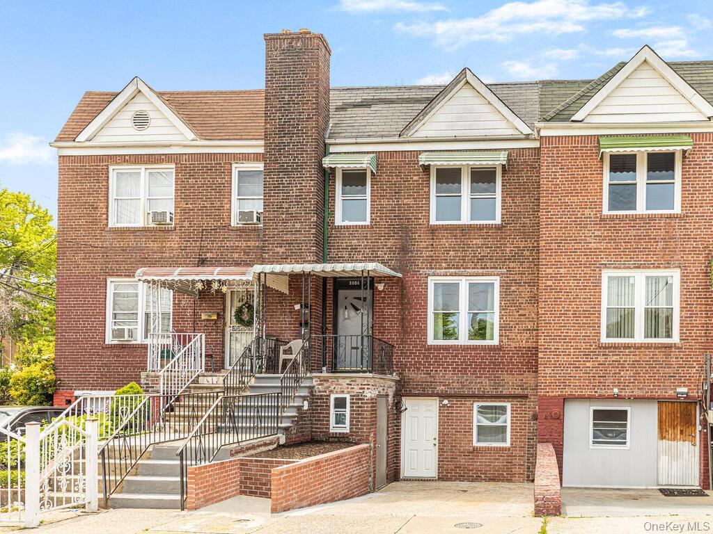 Single Family Gunther Avenue Bronx, NY 10469, MLS-1030543-2