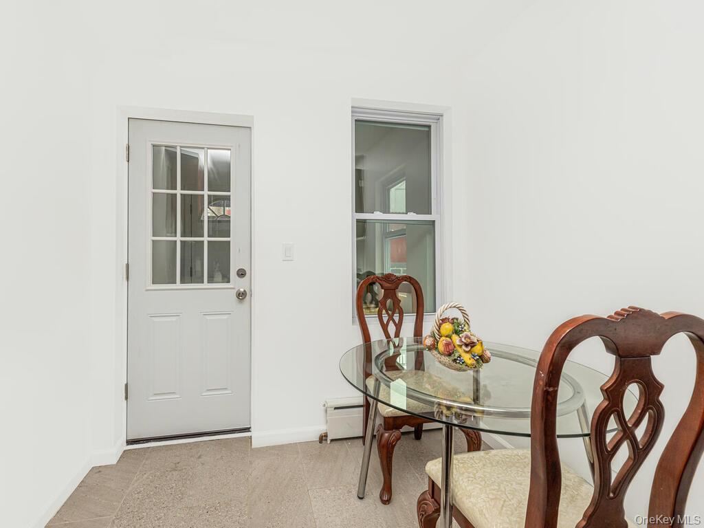 Single Family Gunther Avenue Bronx, NY 10469, MLS-1030543-8