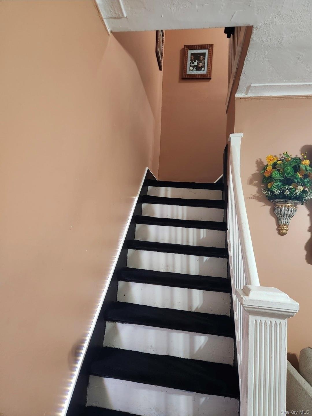 Single Family 205th Street Queens, NY 11412, MLS-1030551-4