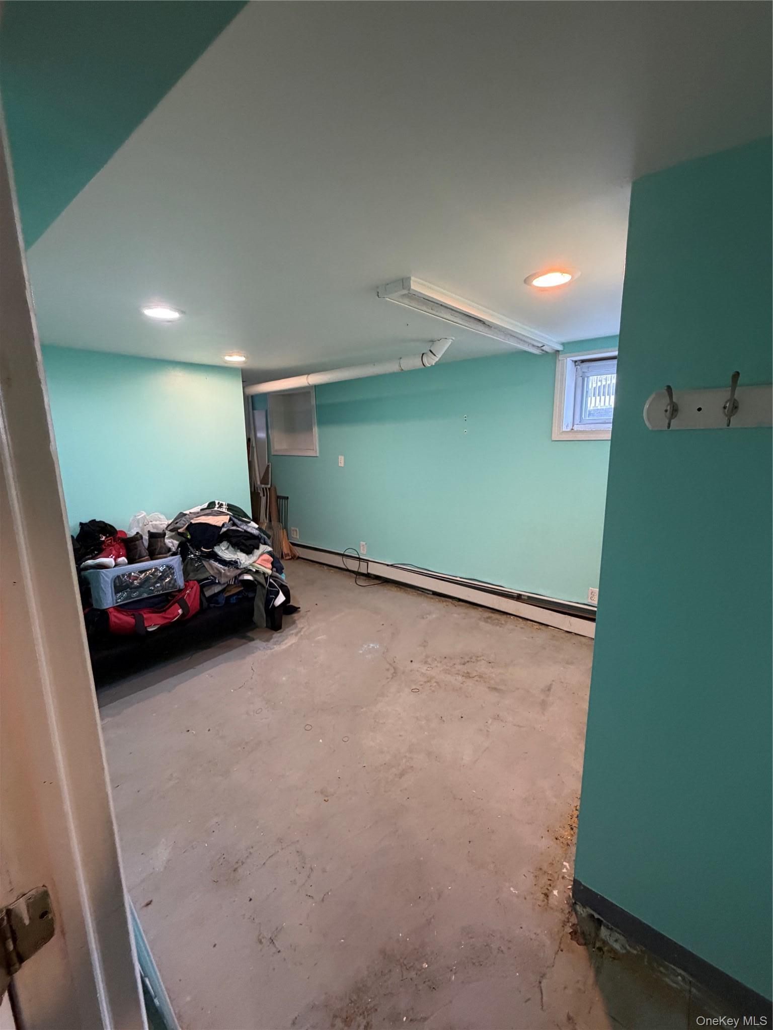 Single Family 80th Avenue Queens, NY 11385, MLS-1030558-10