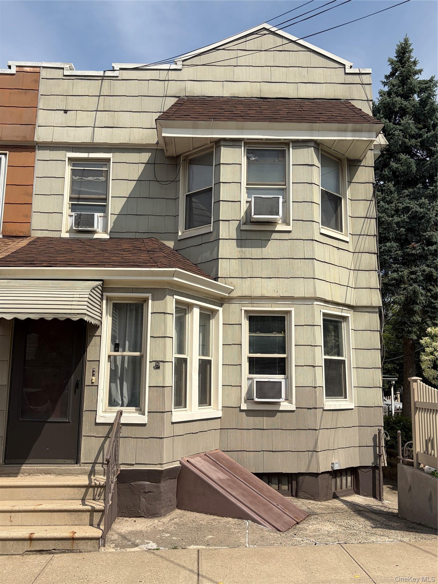 Single Family 80th Avenue Queens, NY 11385, MLS-1030558-23