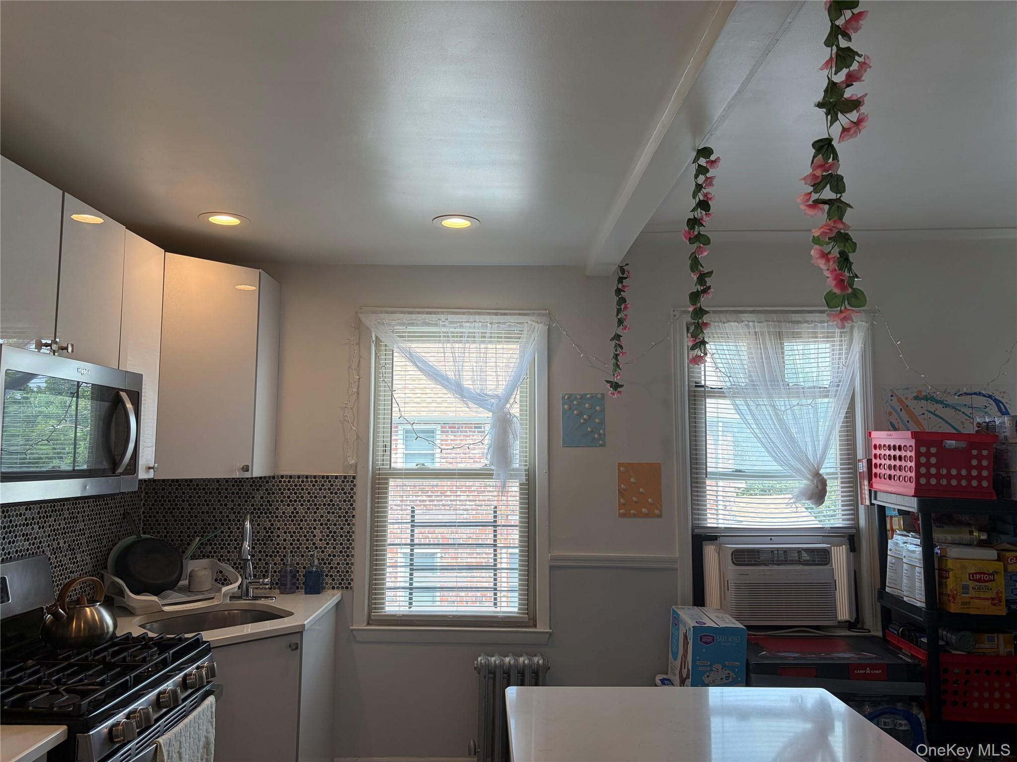 Single Family 80th Avenue Queens, NY 11385, MLS-1030558-31