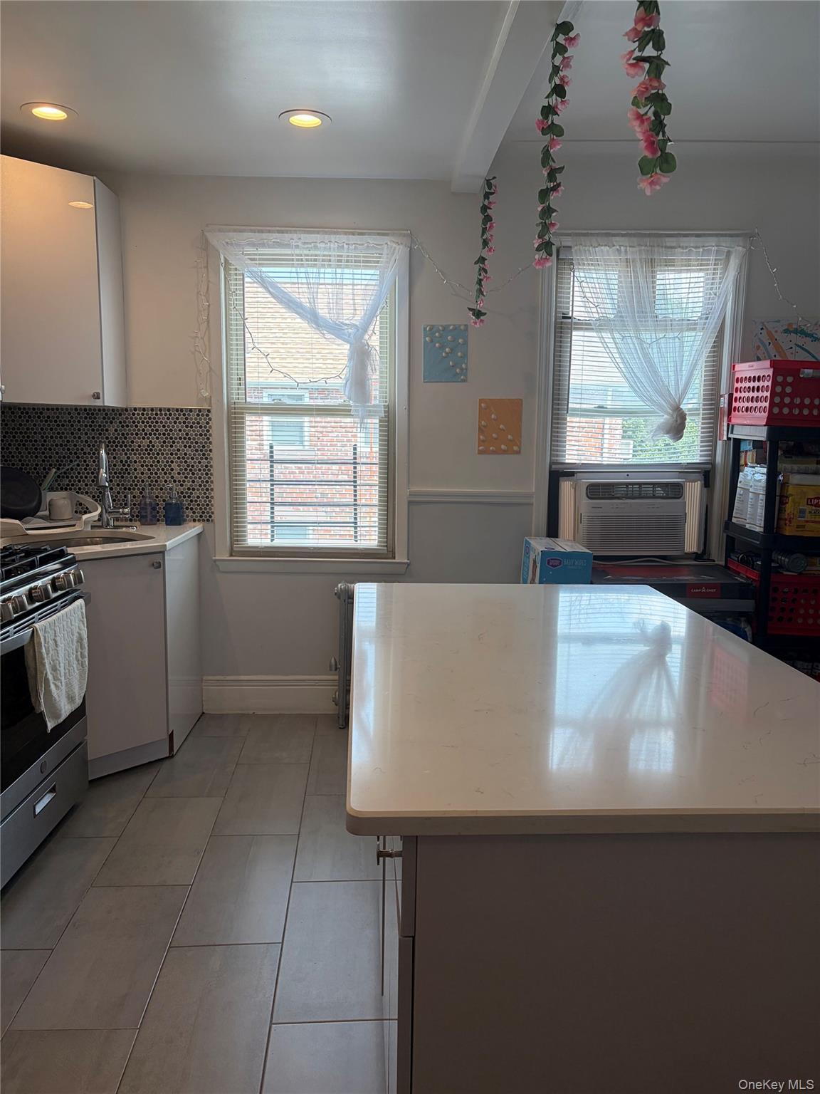 Single Family 80th Avenue  Queens, NY 11385, MLS-1030558-34