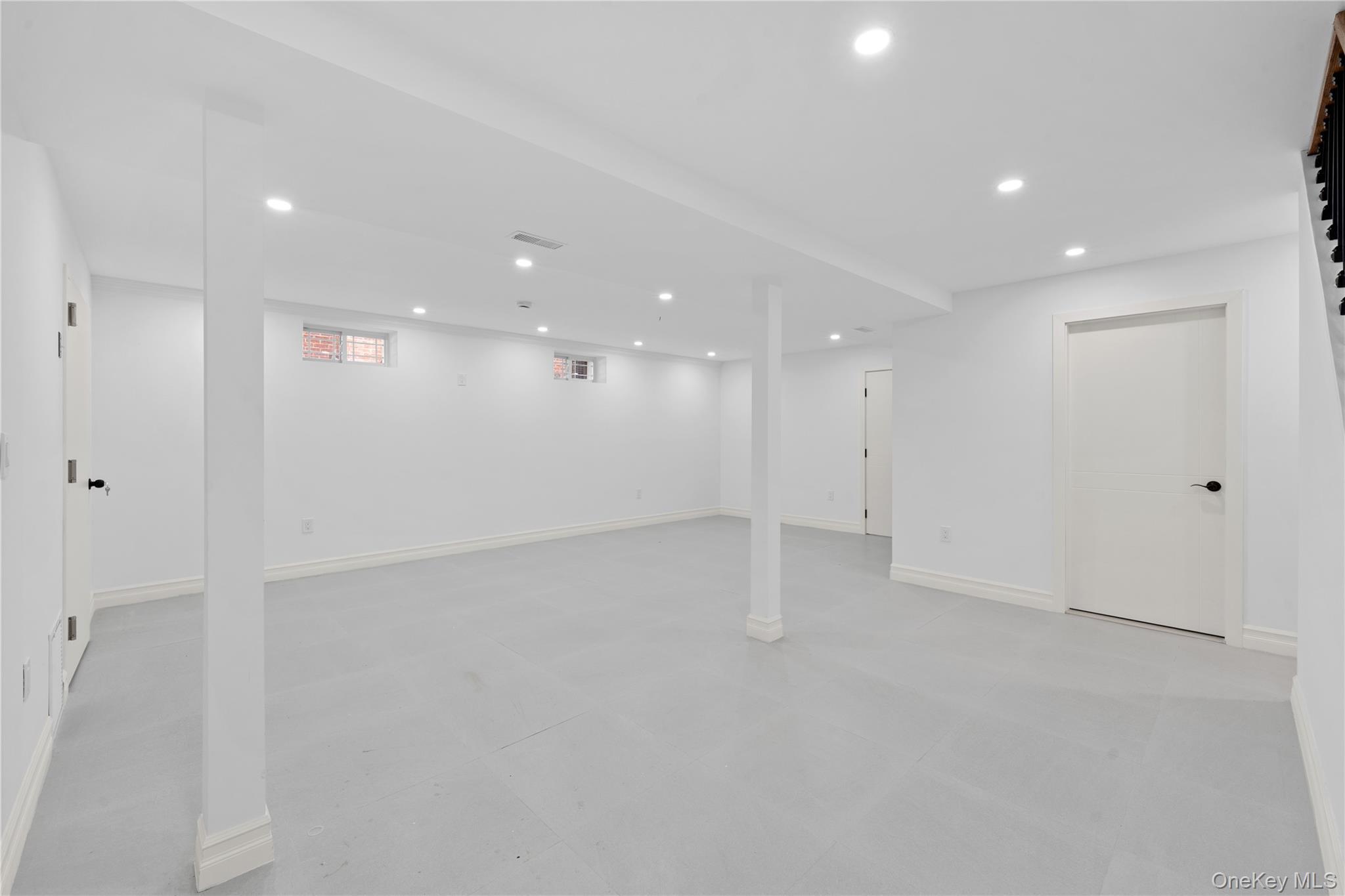 Single Family 65th Avenue Queens, NY 11365, MLS-1030574-24
