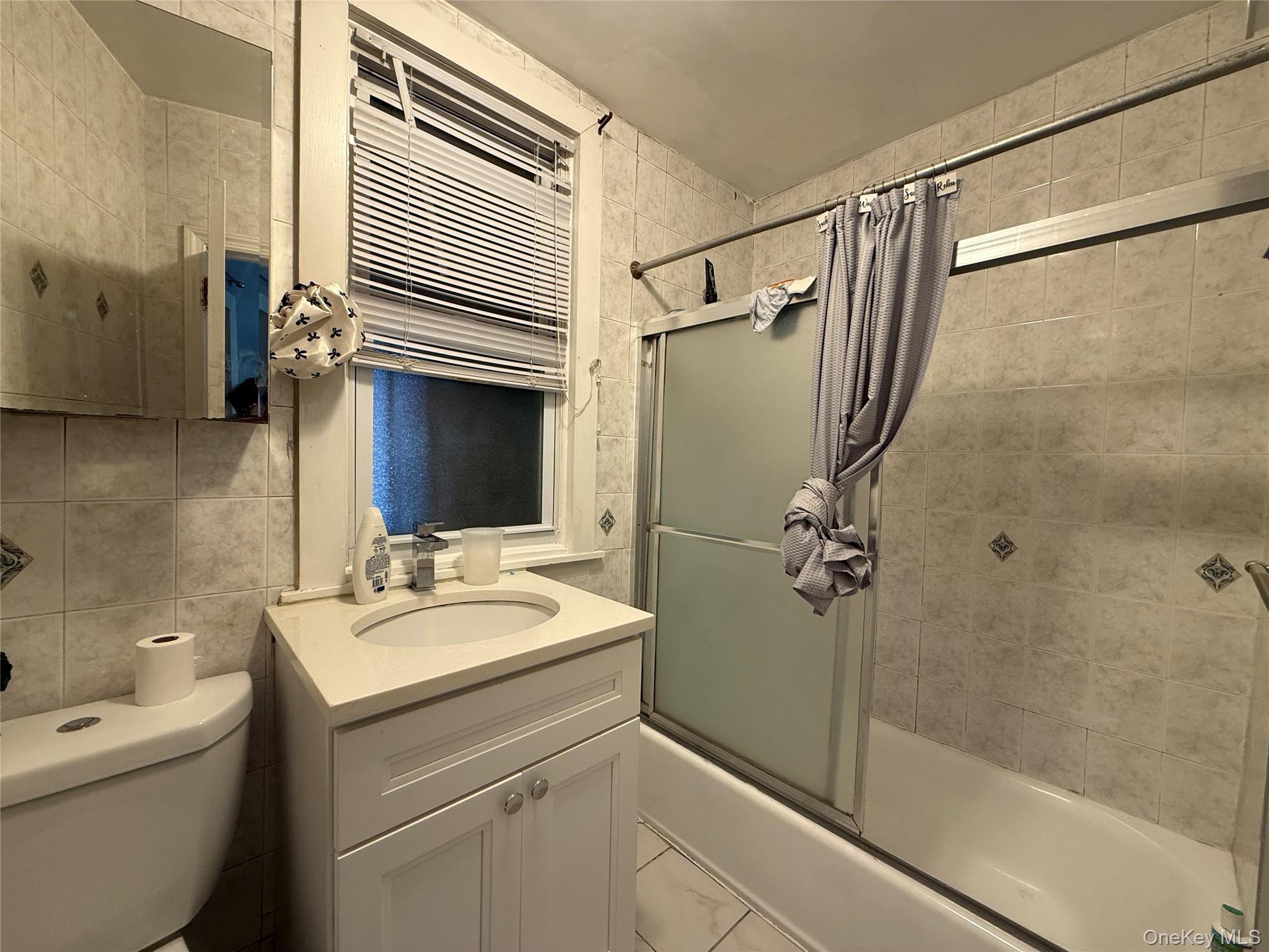 Single Family 39th Avenue Queens, NY 11368, MLS-1030582-12