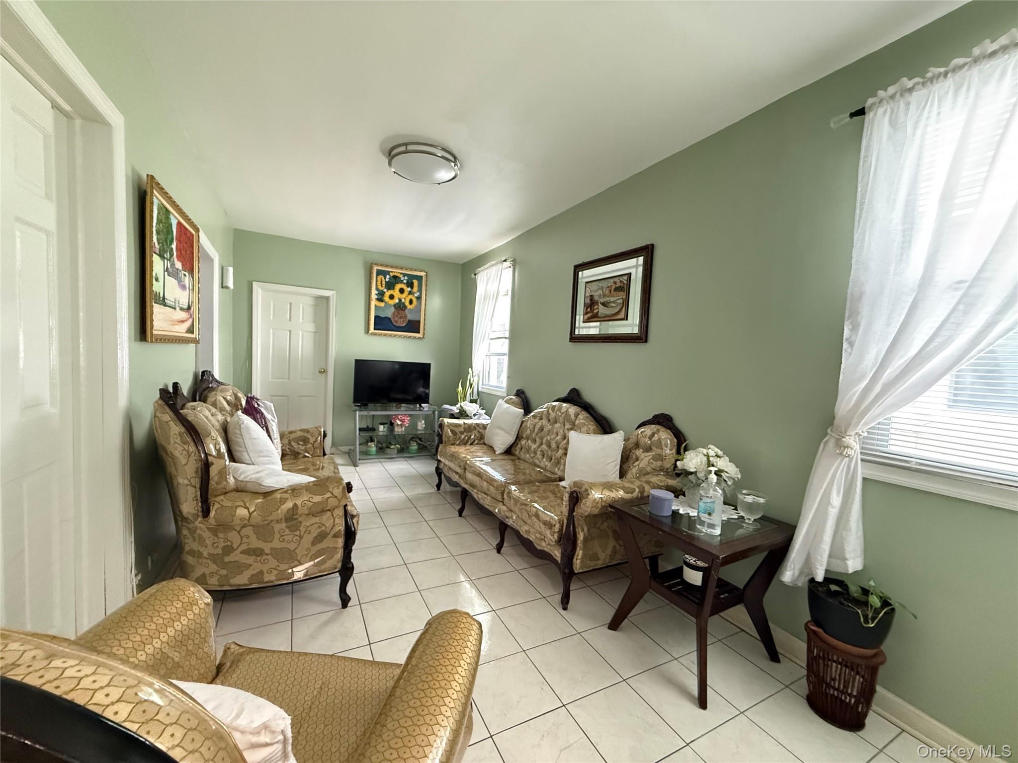 Single Family 39th Avenue Queens, NY 11368, MLS-1030582-8