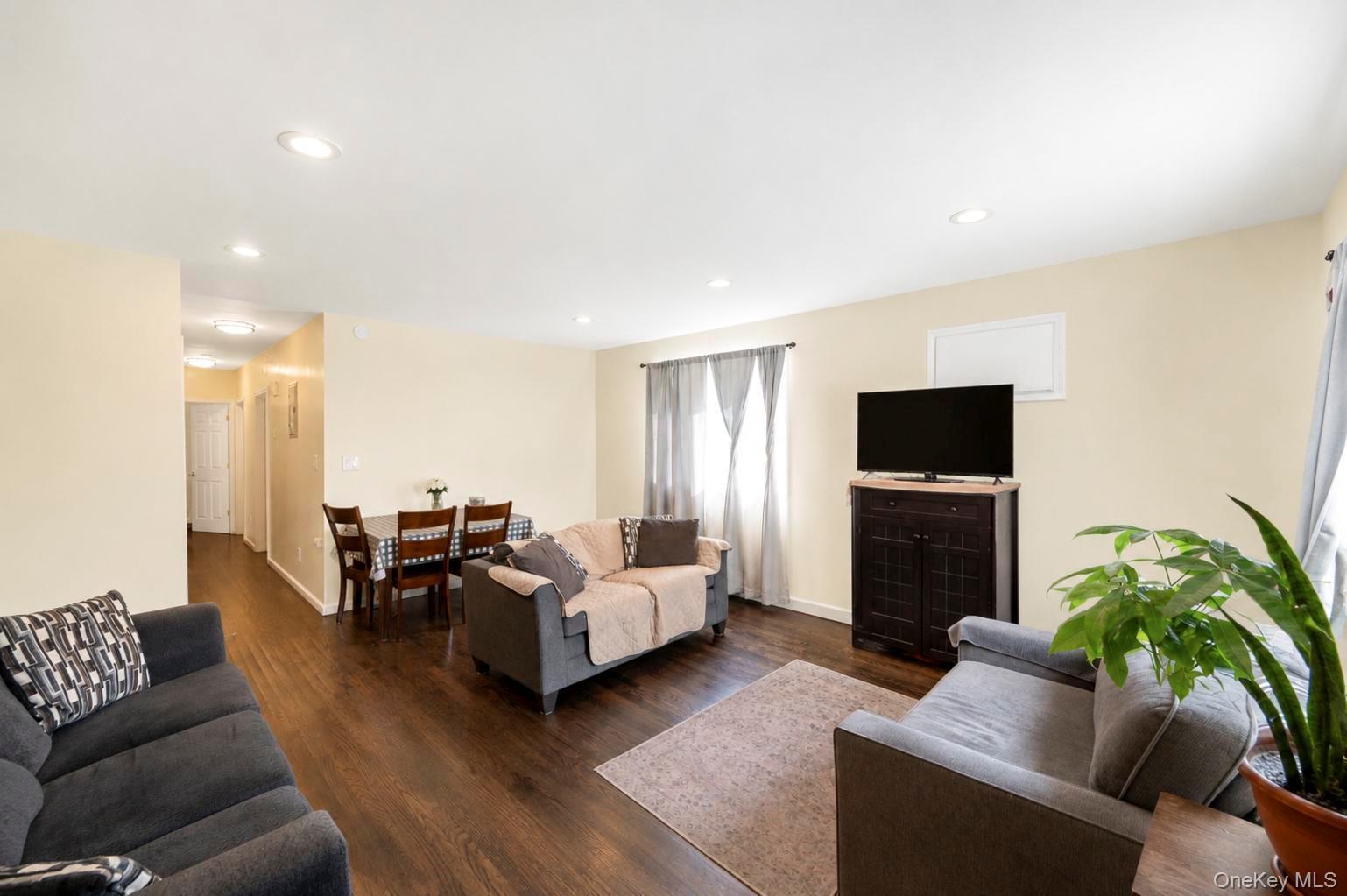 Single Family Springfield Boulevard Queens, NY 11429, MLS-1030600-13