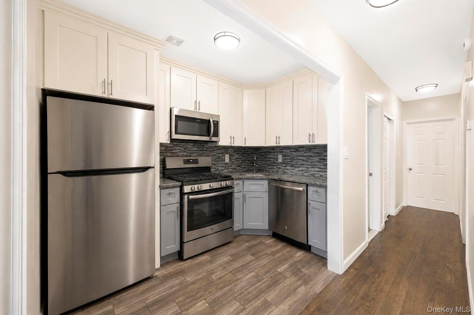Single Family Springfield Boulevard Queens, NY 11429, MLS-1030600-17