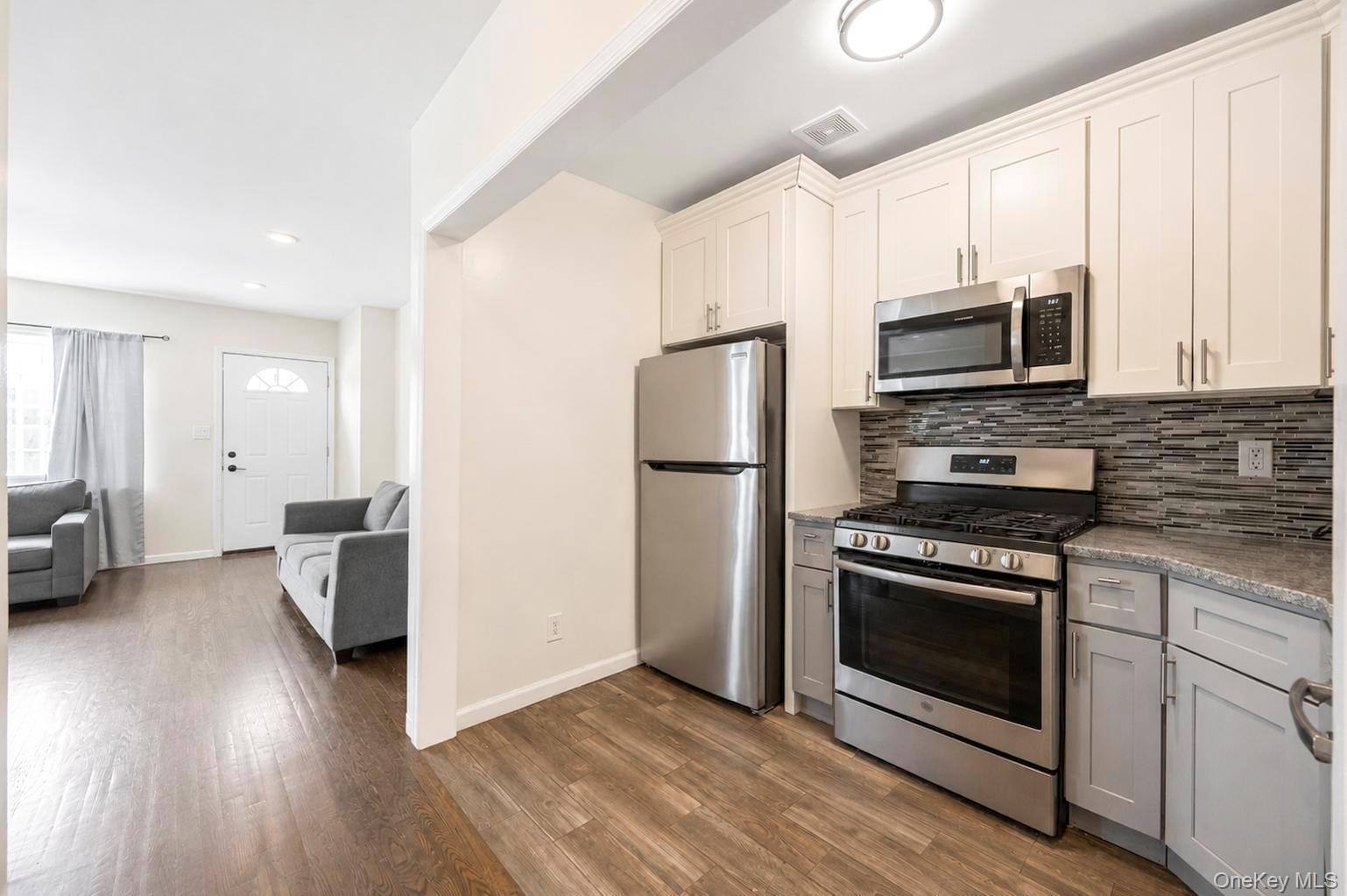 Single Family Springfield Boulevard Queens, NY 11429, MLS-1030600-18