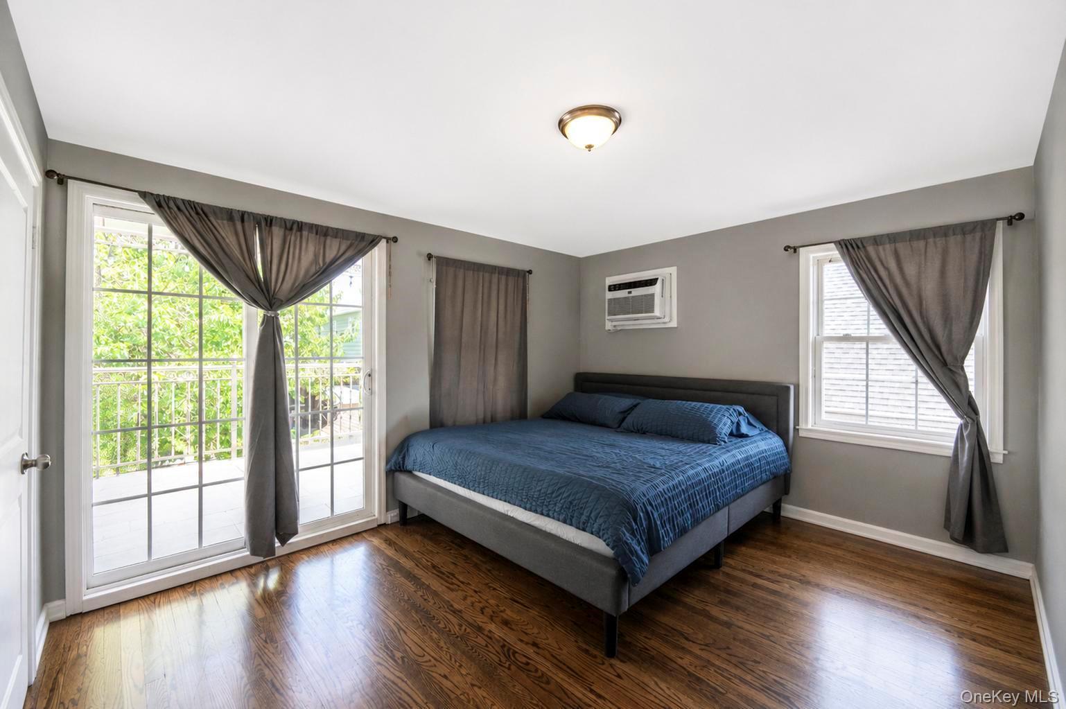 Single Family Springfield Boulevard Queens, NY 11429, MLS-1030600-23