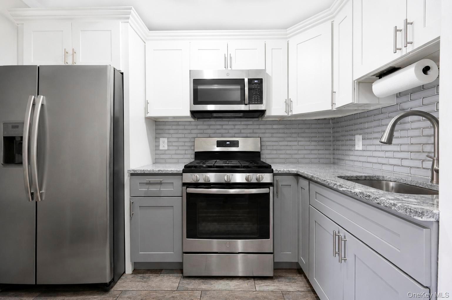 Single Family Springfield Boulevard Queens, NY 11429, MLS-1030600-28
