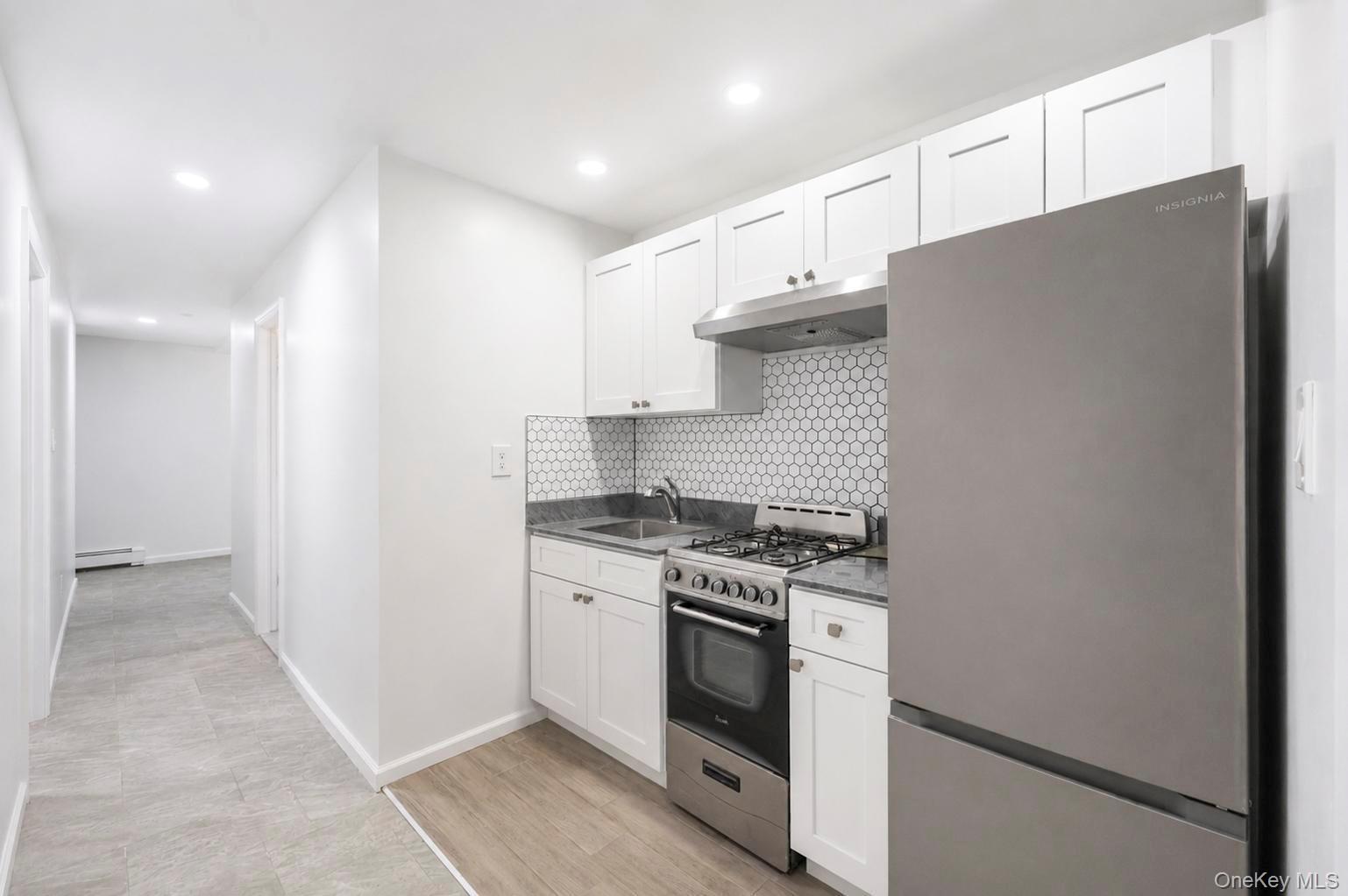 Single Family Springfield Boulevard Queens, NY 11429, MLS-1030600-43