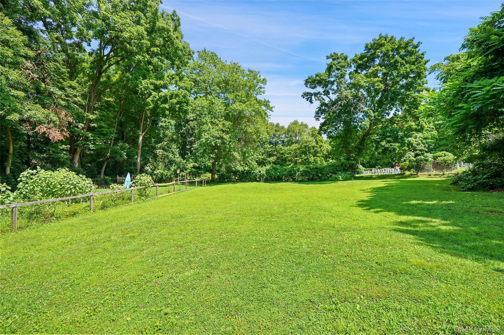 Single Family Oregon Road  Westchester County, NY 10567, MLS-1030636-16