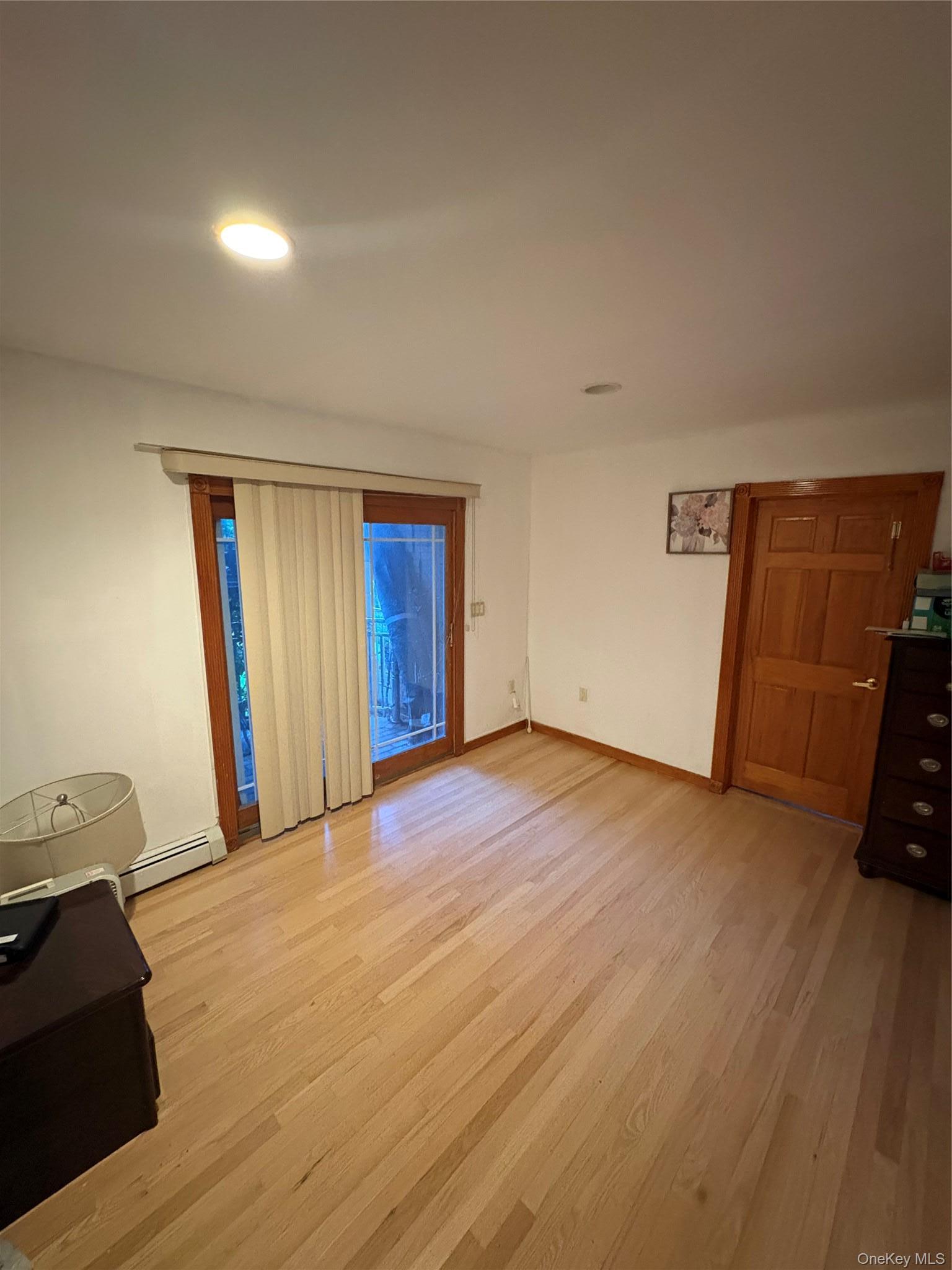 Single Family Marlowe Road  Nassau County, NY 11580, MLS-1030645-10