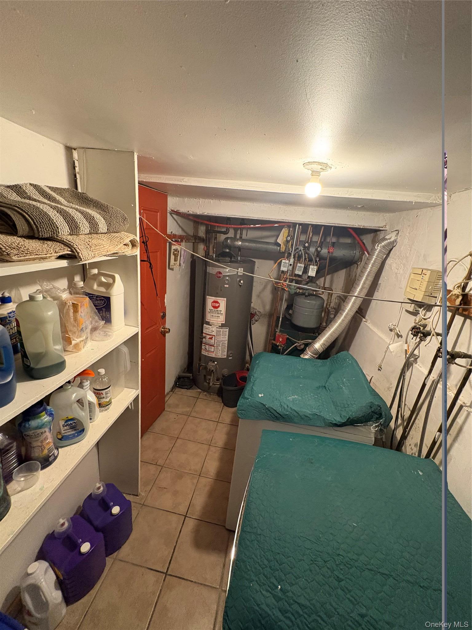 Single Family Marlowe Road  Nassau County, NY 11580, MLS-1030645-16