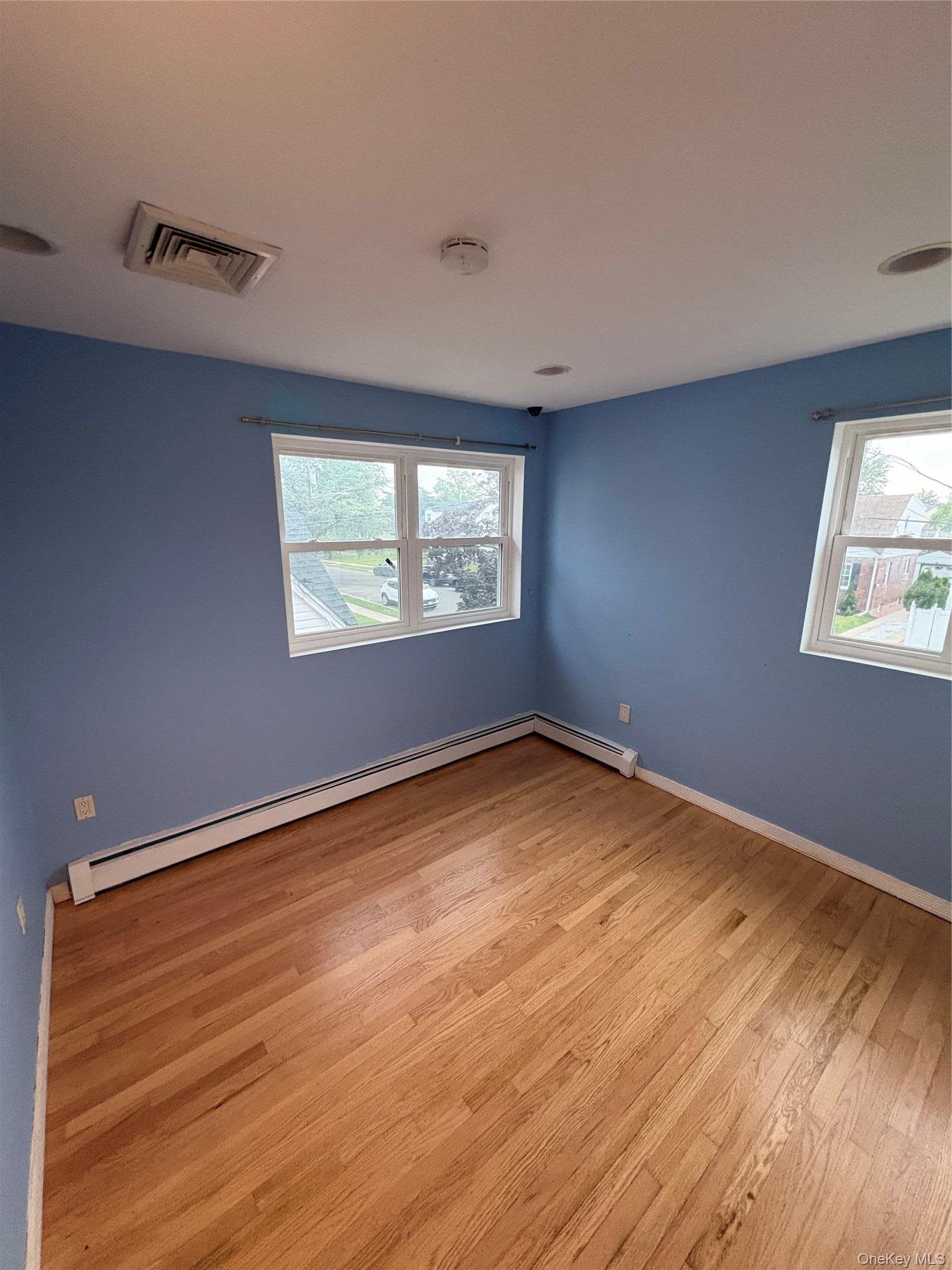 Single Family Marlowe Road  Nassau County, NY 11580, MLS-1030645-18