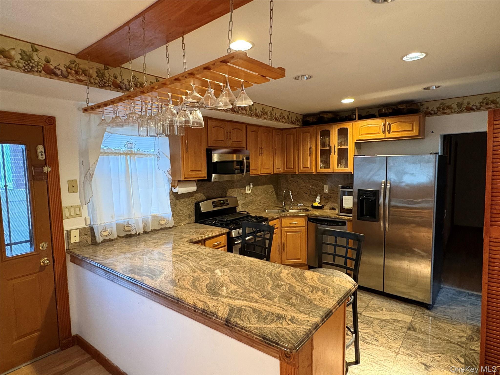 Single Family Marlowe Road  Nassau County, NY 11580, MLS-1030645-8