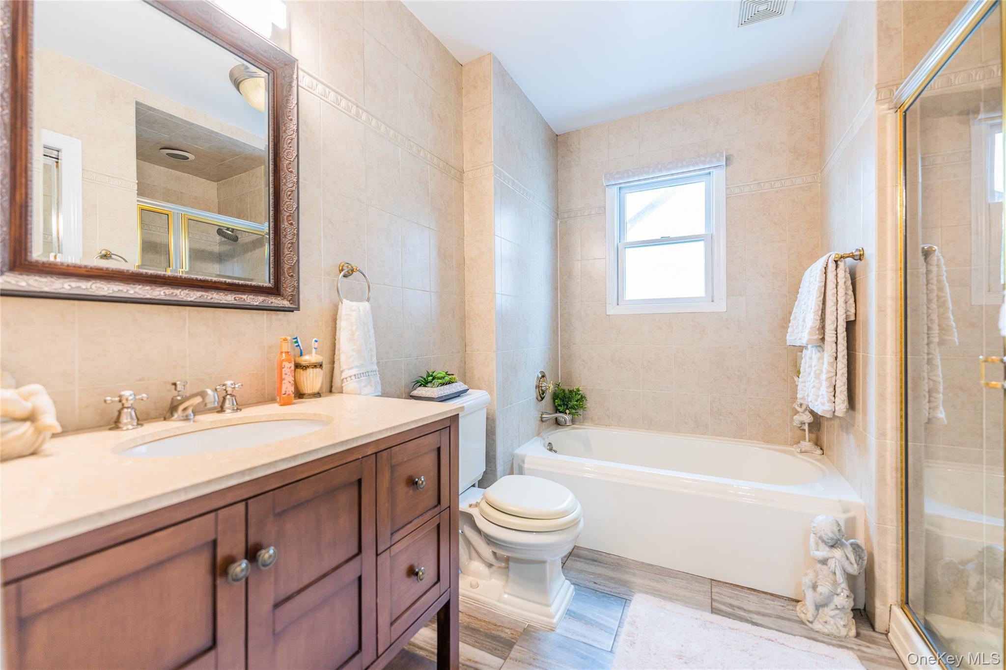 Single Family 24th Road Queens, NY 11357, MLS-1030646-19