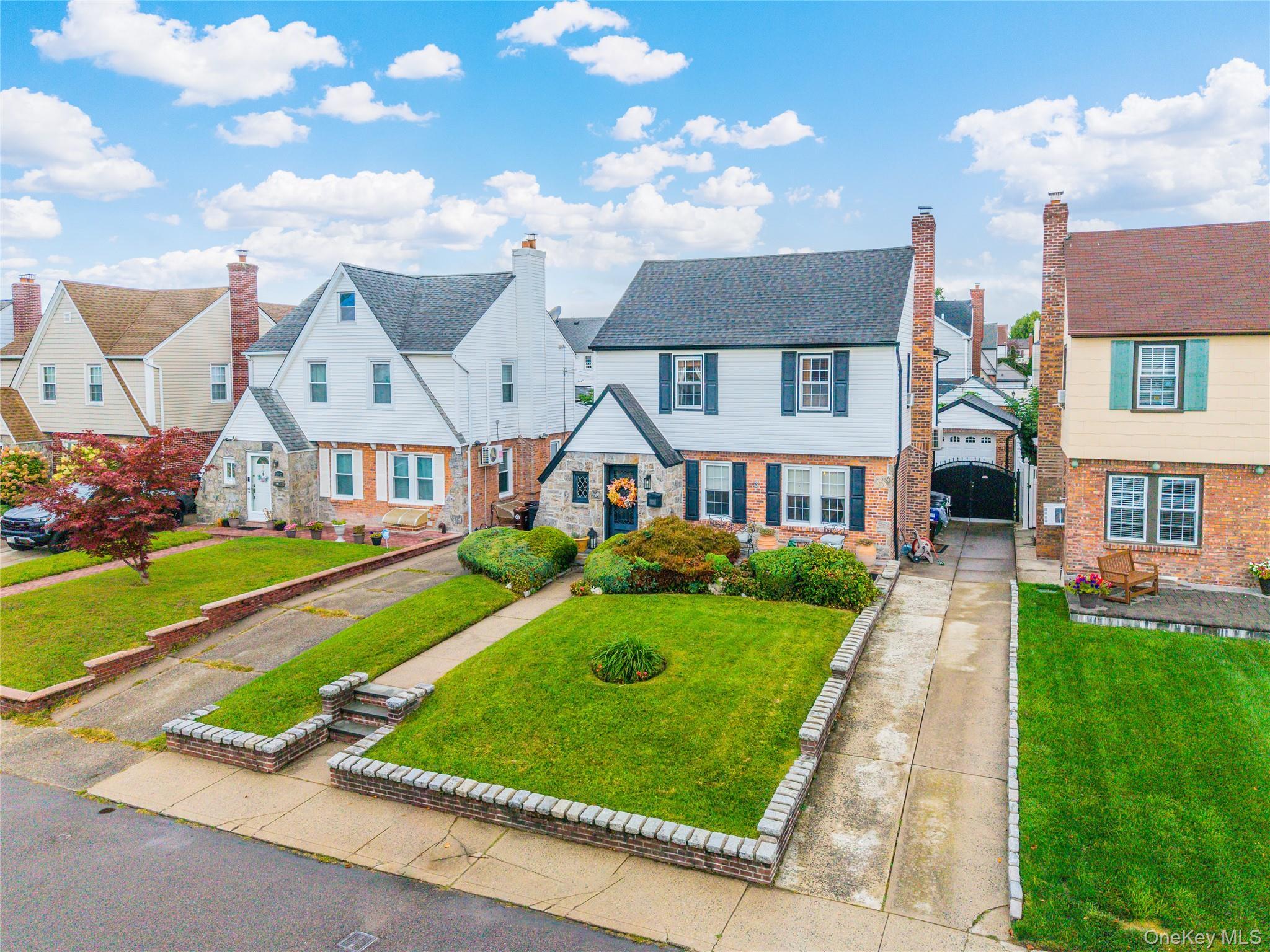 Single Family 24th Road  Queens, NY 11357, MLS-1030646-25