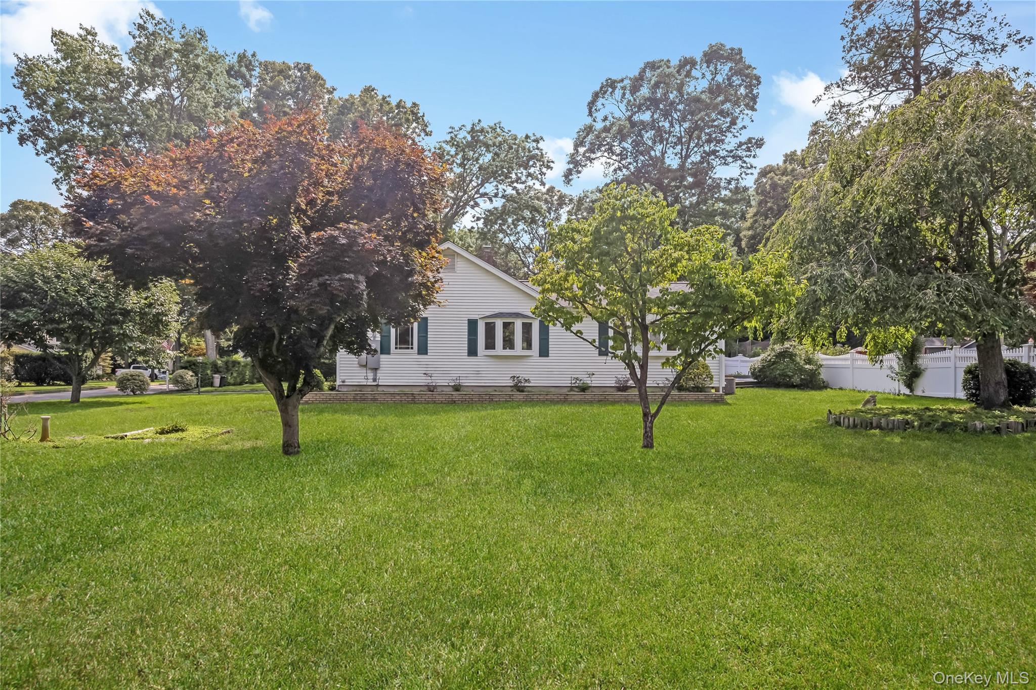 Single Family Pineacre Drive Suffolk County, NY 11787, MLS-1030650-22