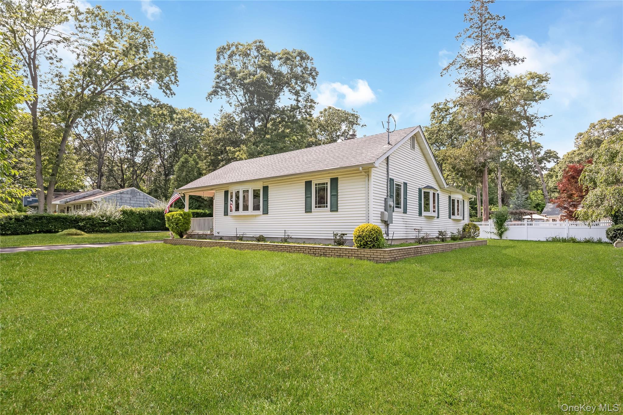 Single Family Pineacre Drive Suffolk County, NY 11787, MLS-1030650-3