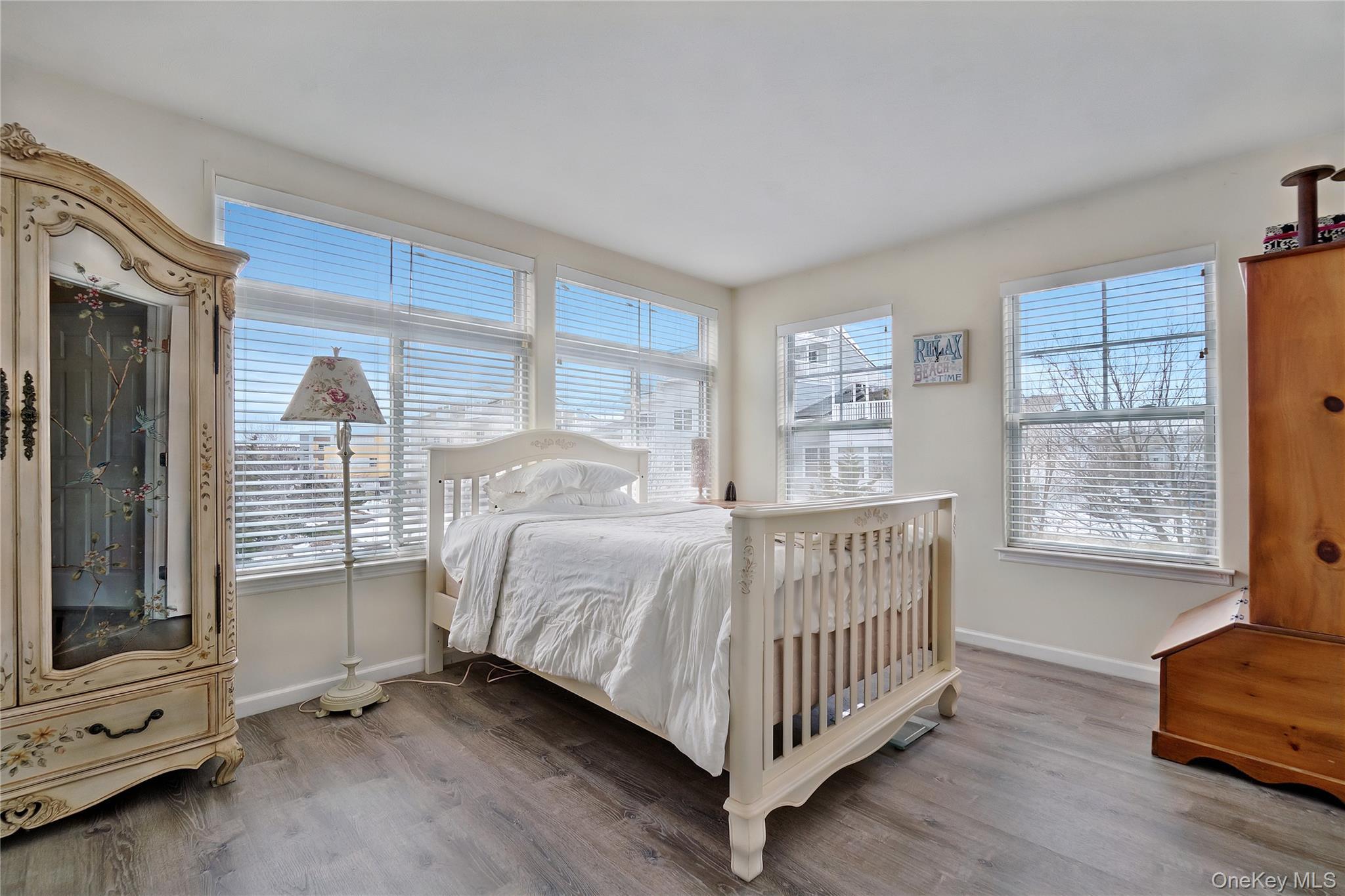 Single Family Ocean Avenue S Queens, NY 11692, MLS-1030678-14