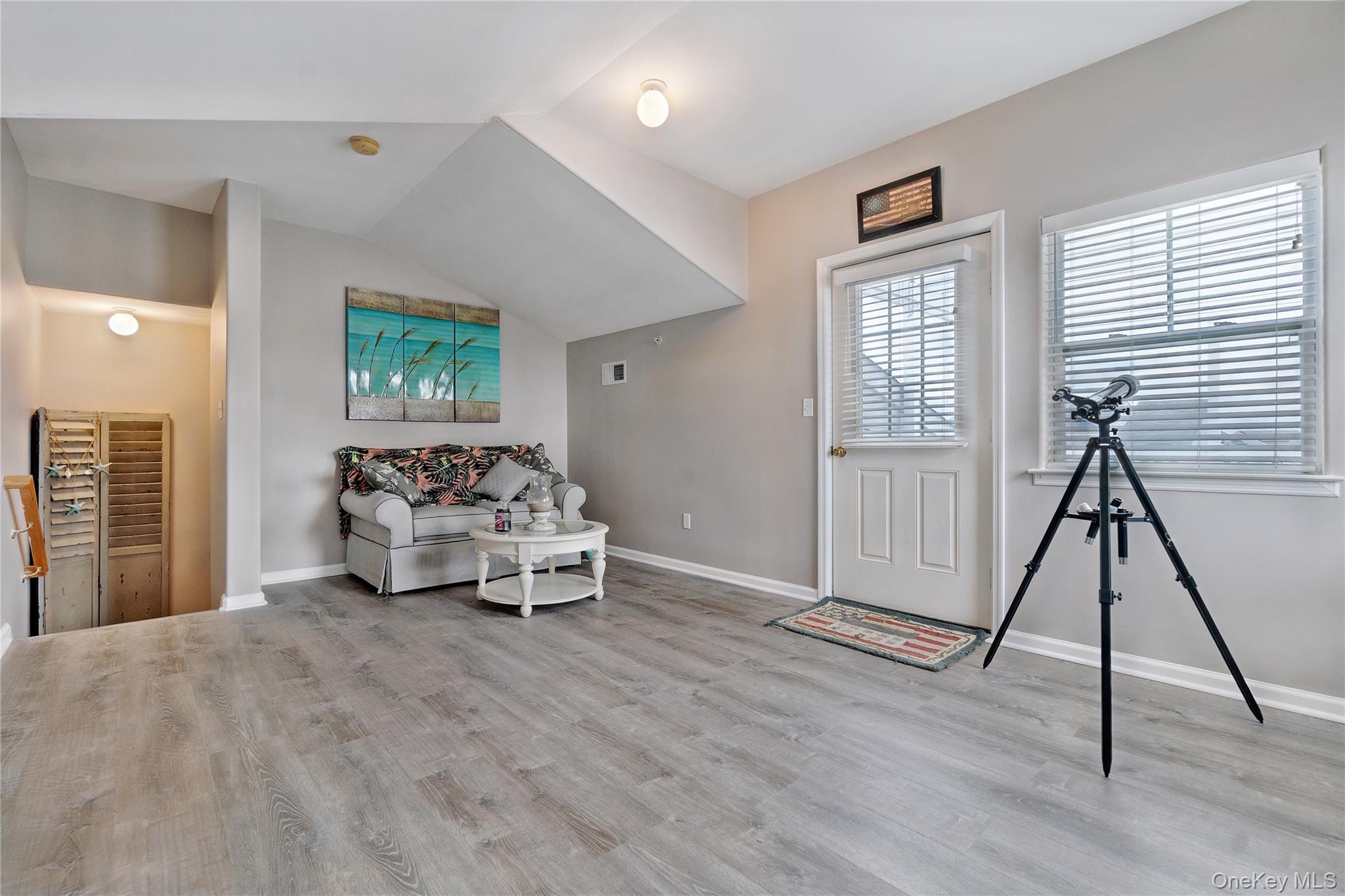 Single Family Ocean Avenue S Queens, NY 11692, MLS-1030678-25