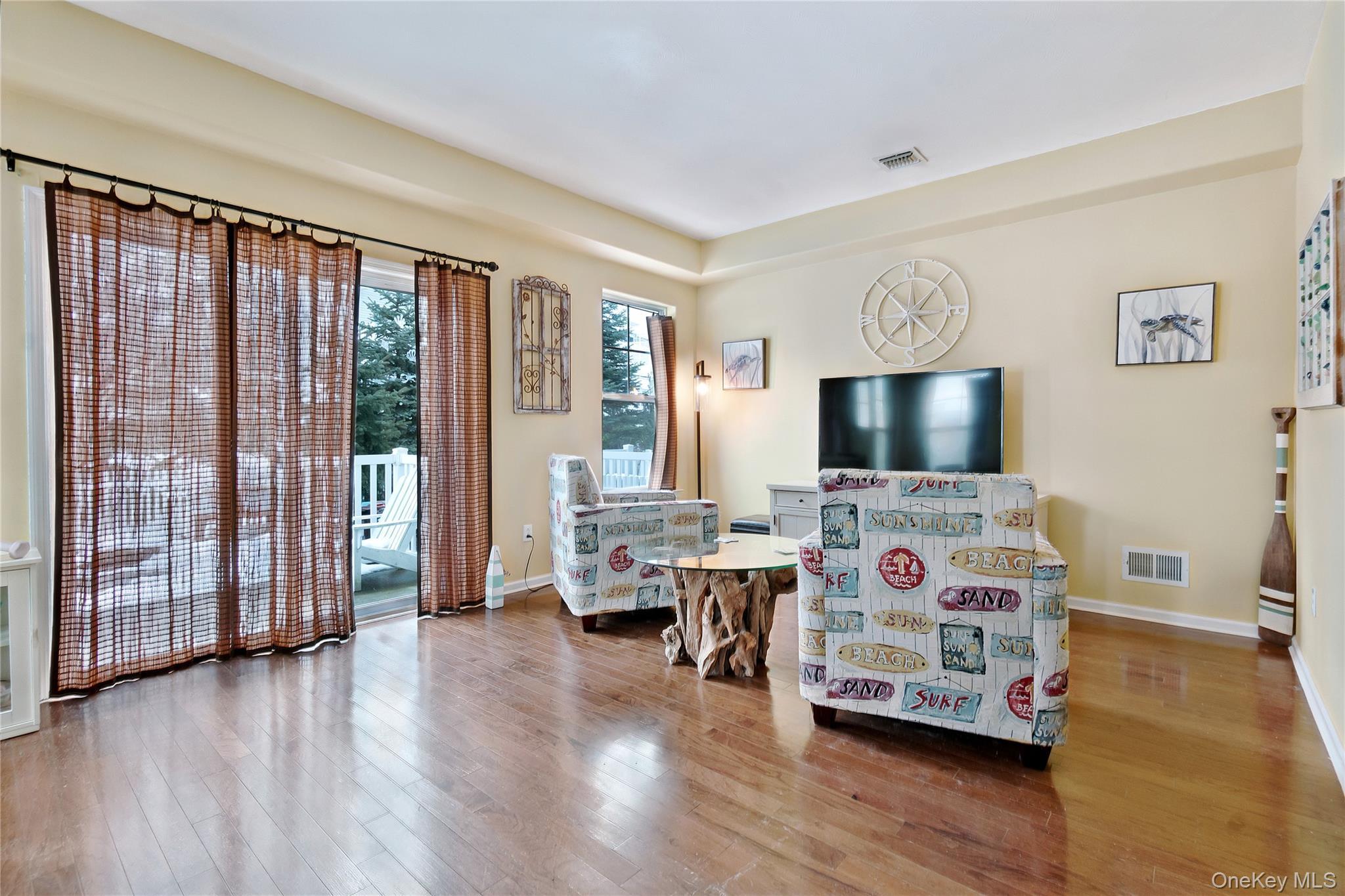 Single Family Ocean Avenue S Queens, NY 11692, MLS-1030678-4