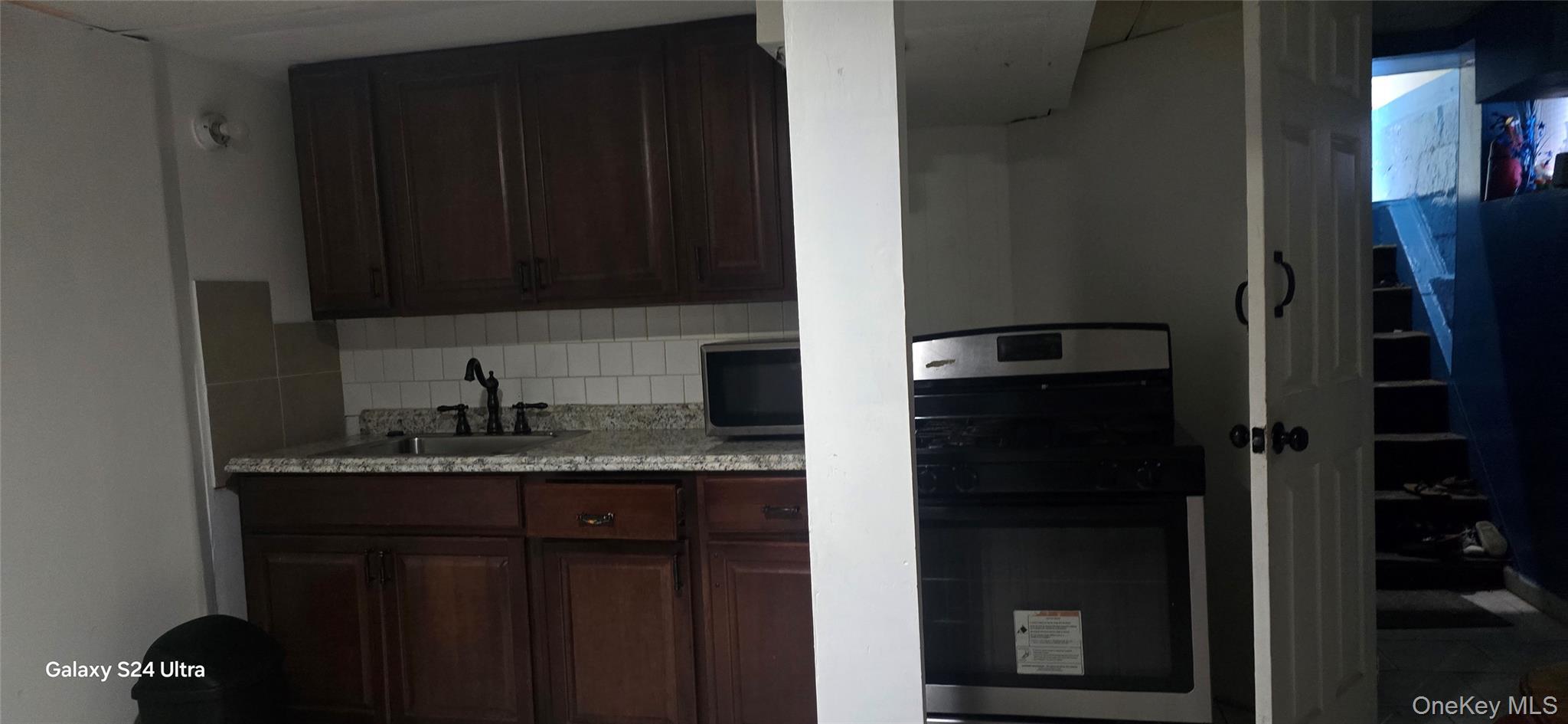 Single Family 134 Ave  Queens, NY 11434, MLS-1030680-8