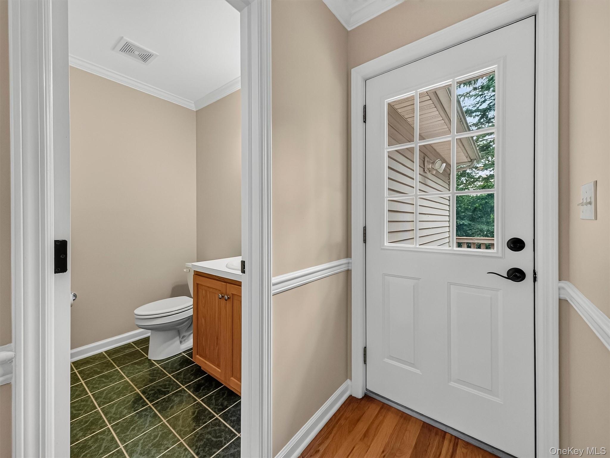 Single Family East Place Orange County, NY 10987, MLS-1030684-16